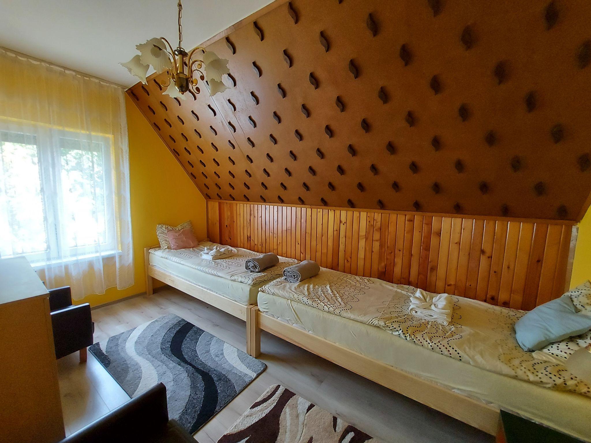 Photo 10 - Maison de 3 chambres à Balatonkeresztúr avec terrasse