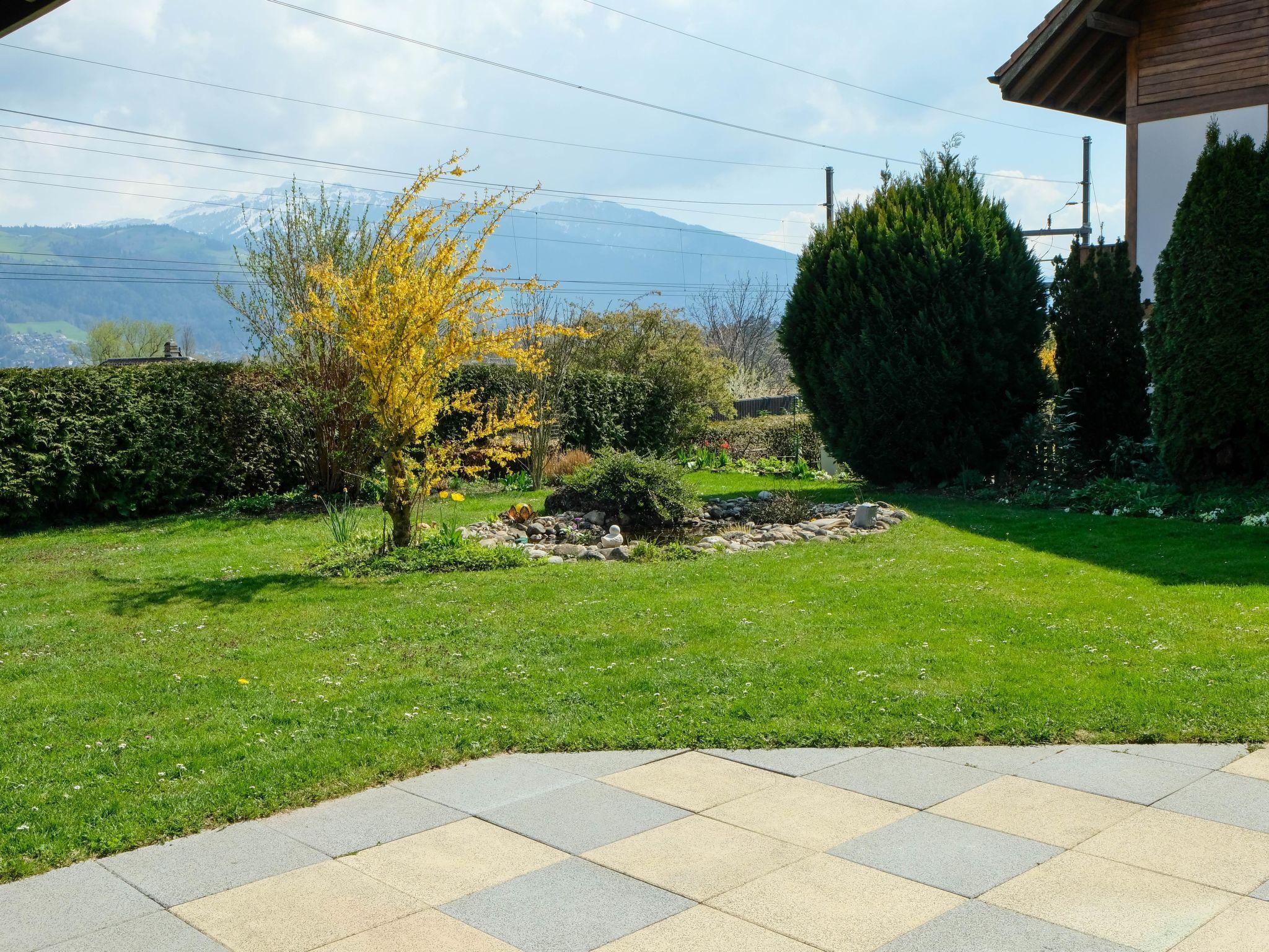 Photo 5 - Appartement de 1 chambre à Spiez avec jardin