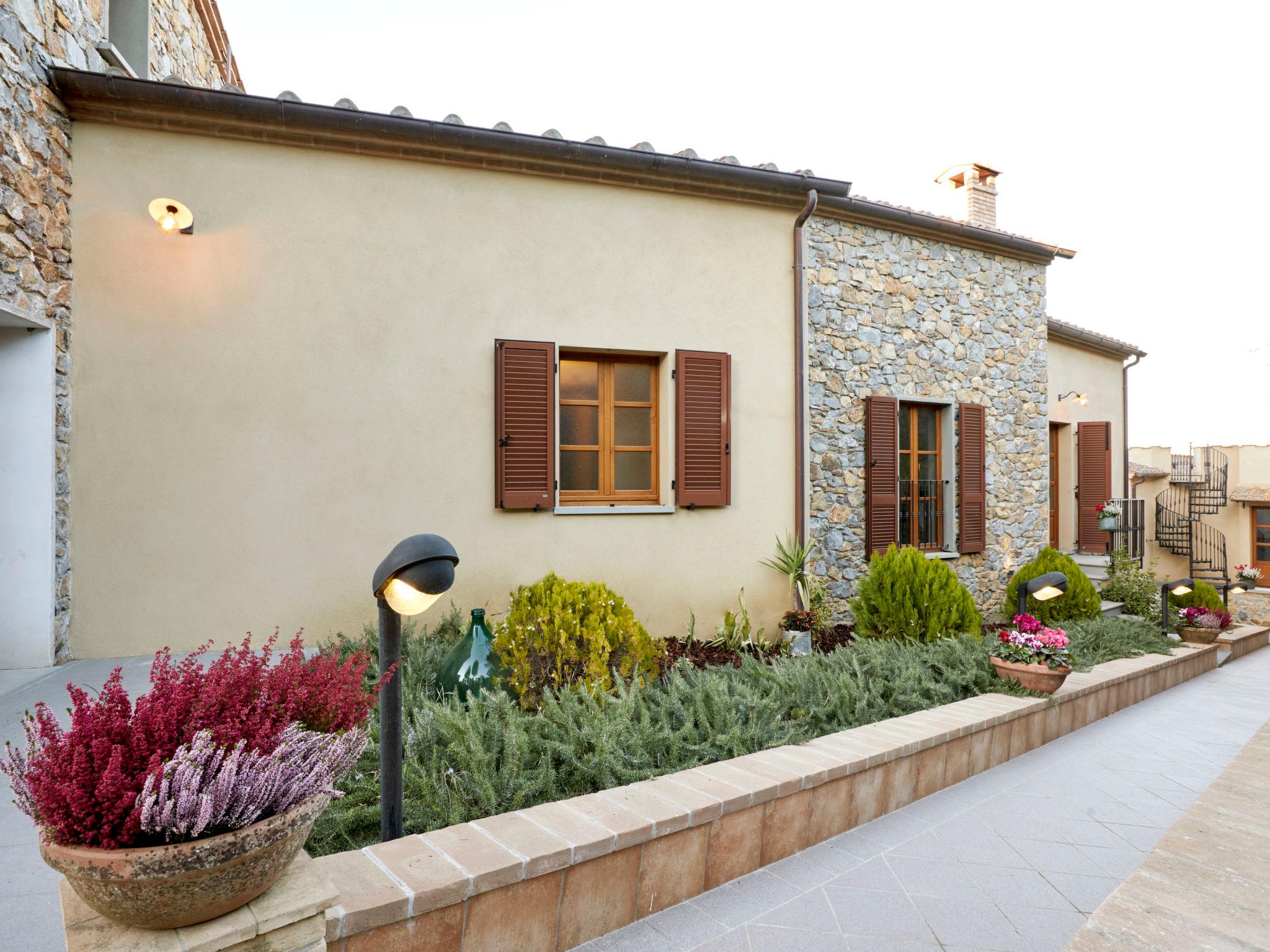 Foto 1 - Casa de 8 habitaciones en Lucignano con piscina privada y jardín