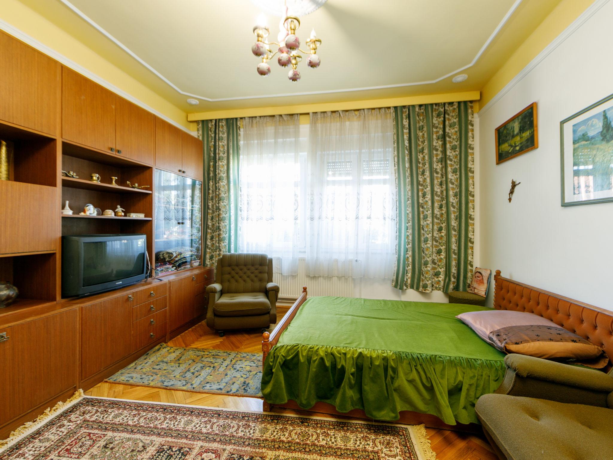 Photo 9 - 2 bedroom Apartment in Balatonberény with garden and terrace