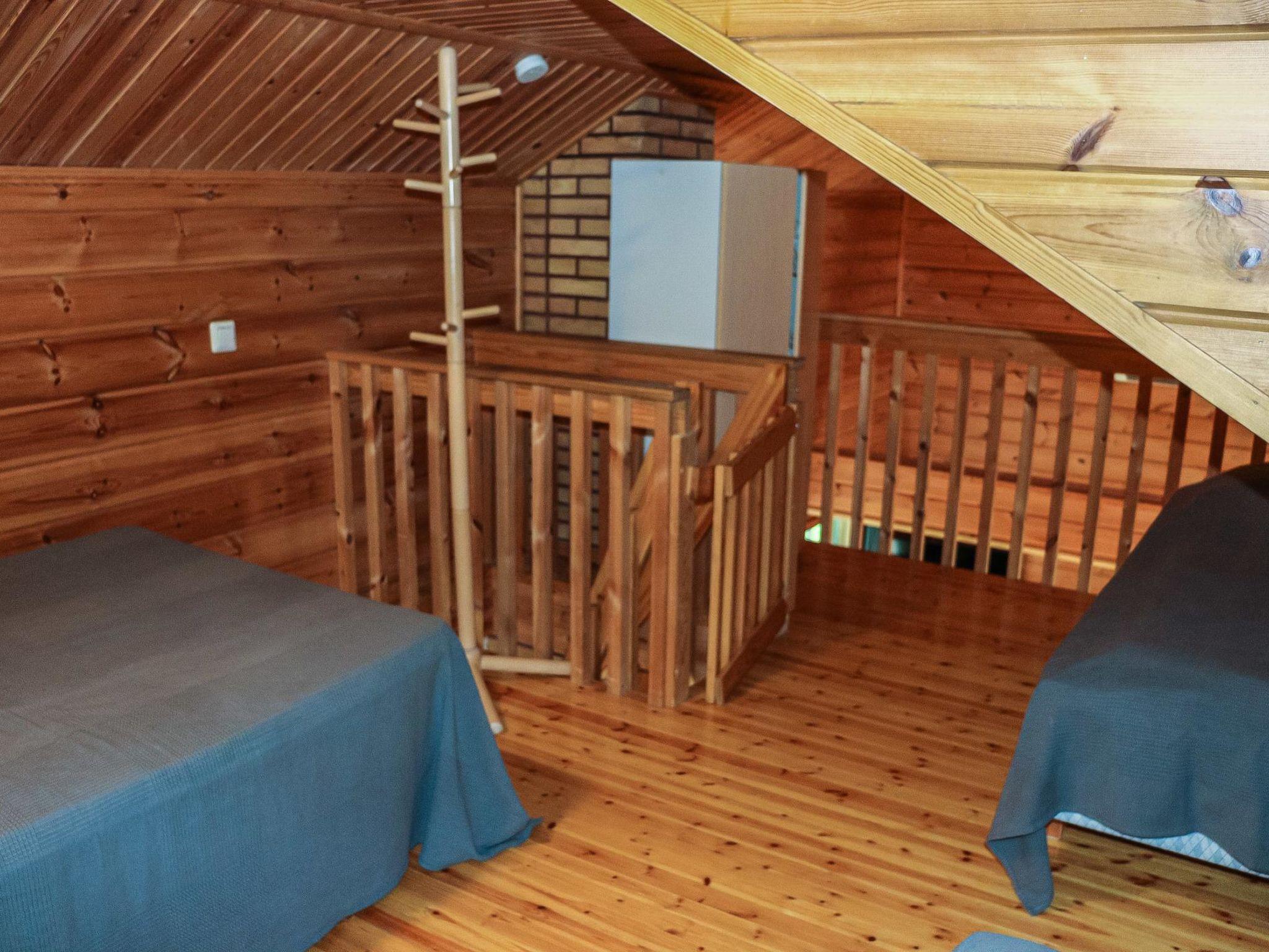 Foto 10 - Casa de 1 quarto em Puolanka com sauna e vista para a montanha