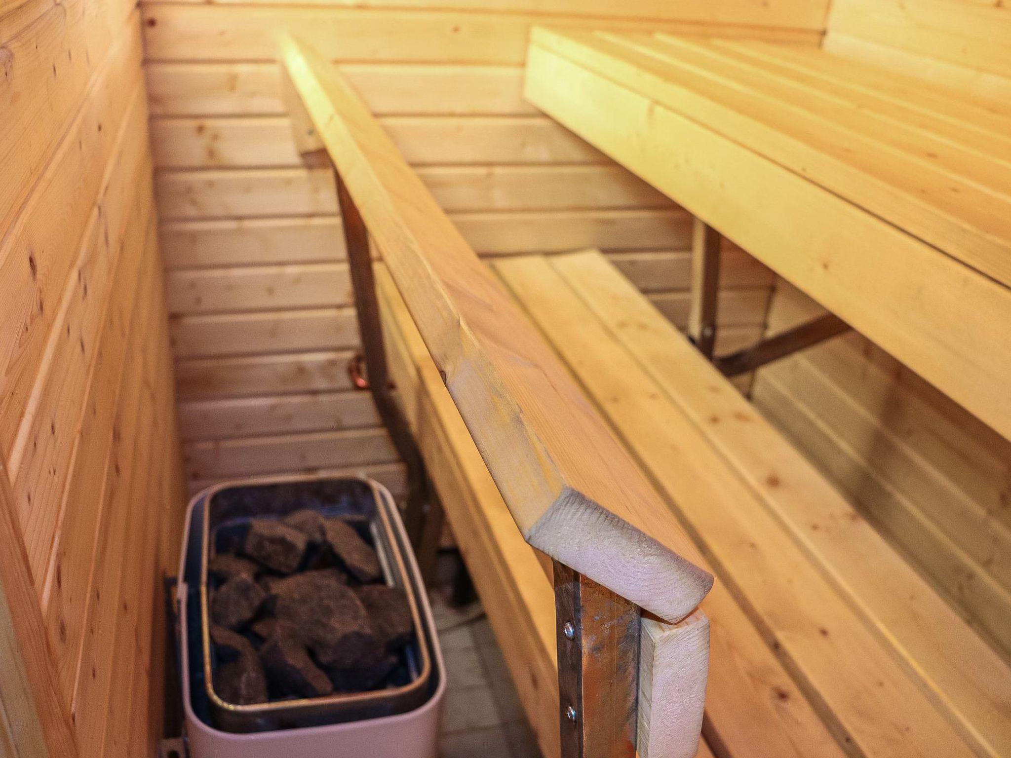 Foto 14 - Casa de 1 quarto em Puolanka com sauna e vista para a montanha
