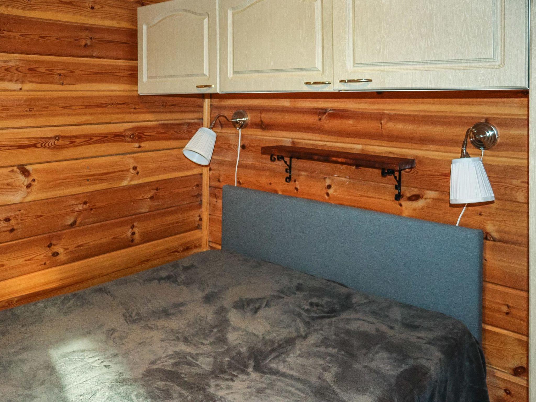 Foto 8 - Haus mit 1 Schlafzimmer in Puolanka mit sauna und blick auf die berge