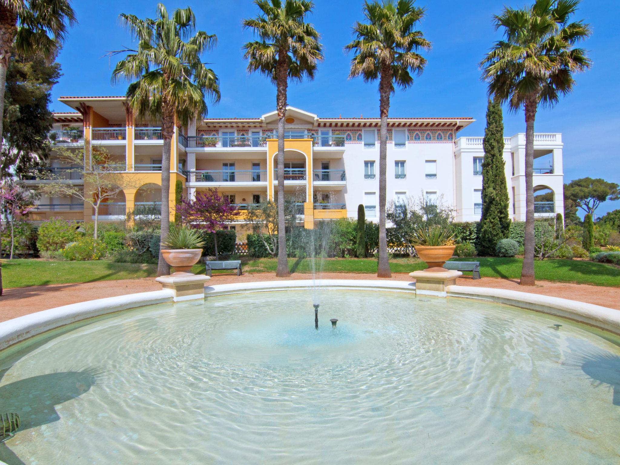 Photo 19 - Appartement de 1 chambre à Fréjus avec piscine et jardin