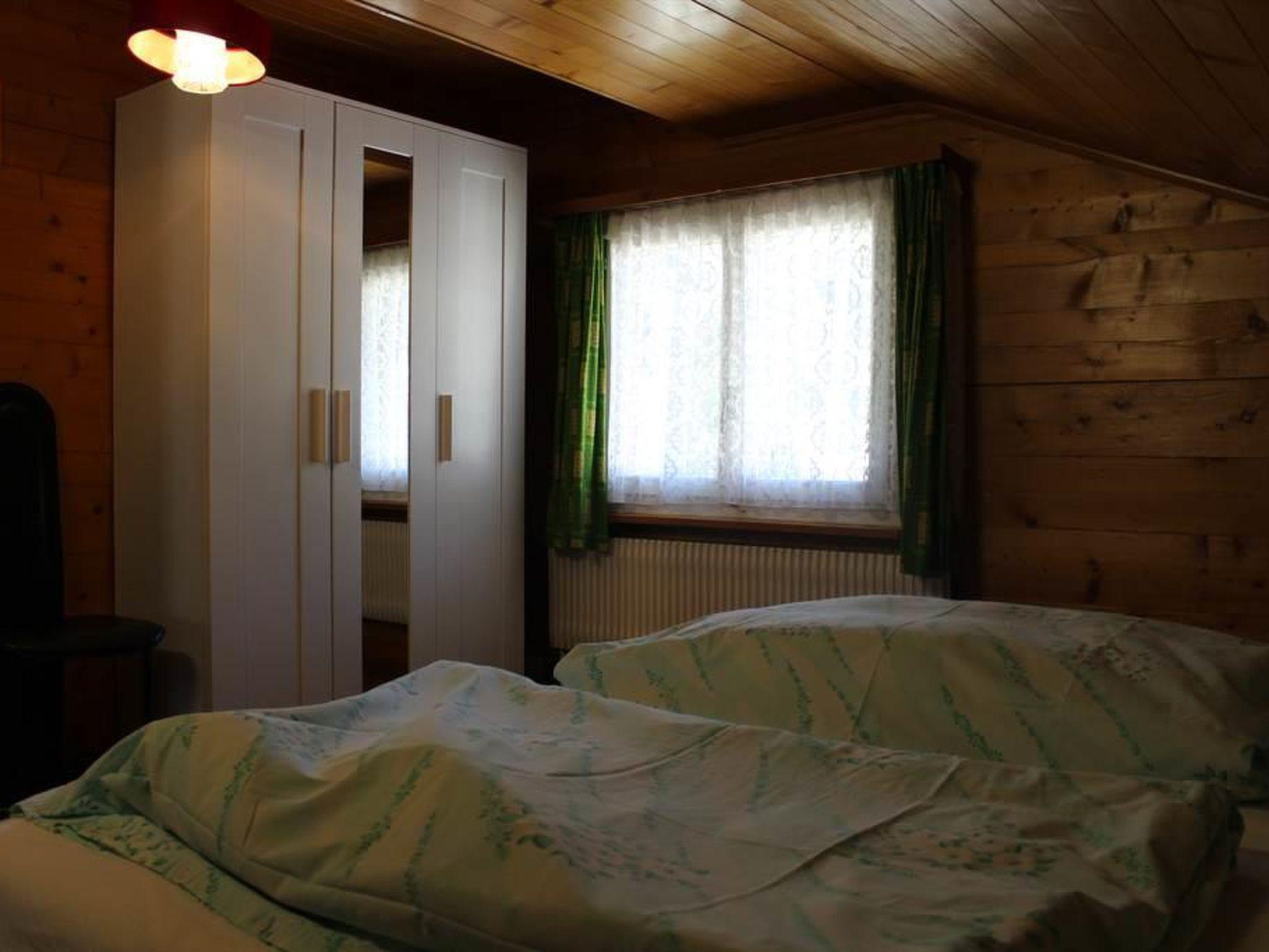Foto 16 - Appartamento con 3 camere da letto a Saas-Grund con giardino