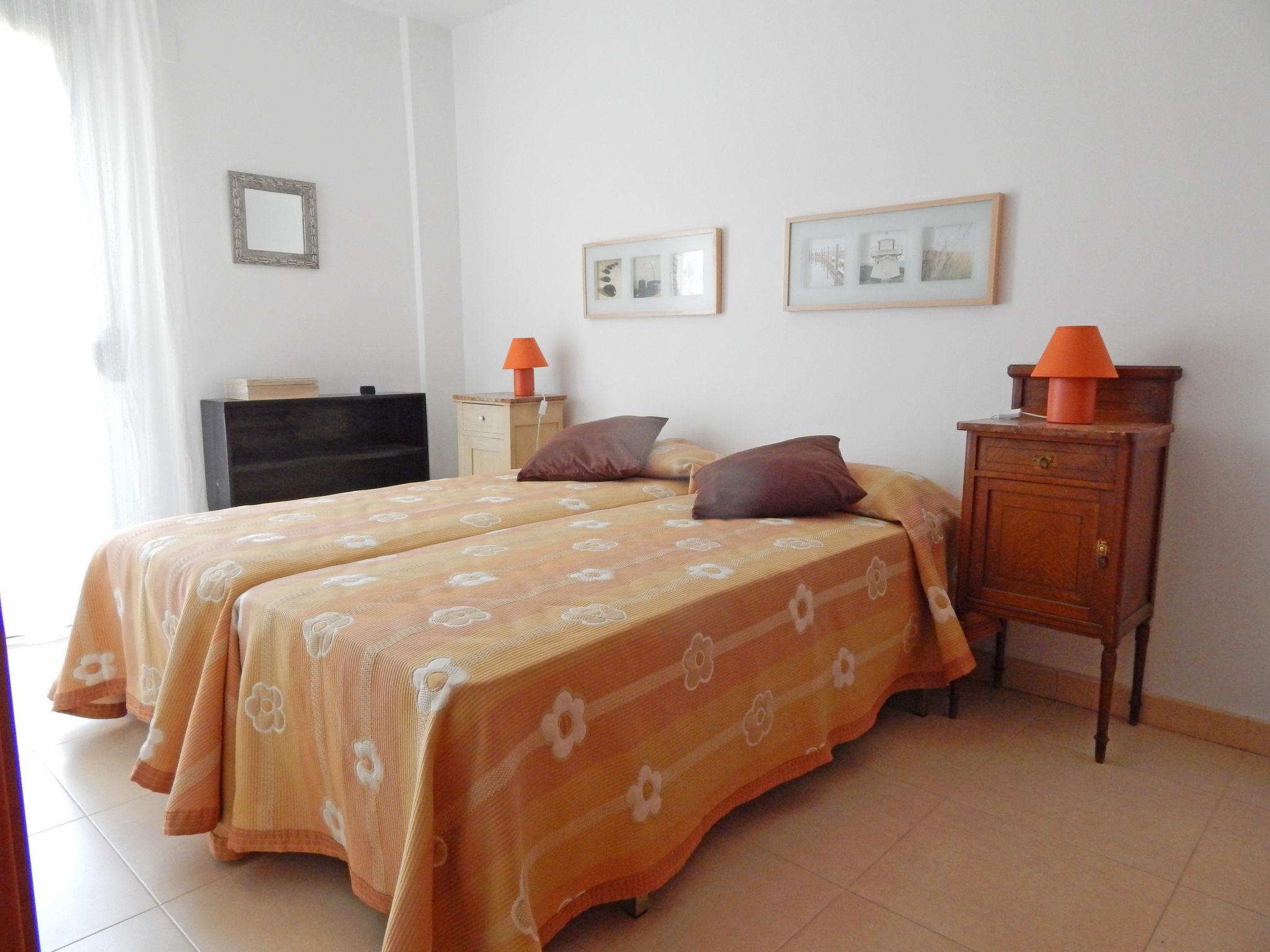 Photo 8 - 2 bedroom Apartment in Torroella de Montgrí with terrace