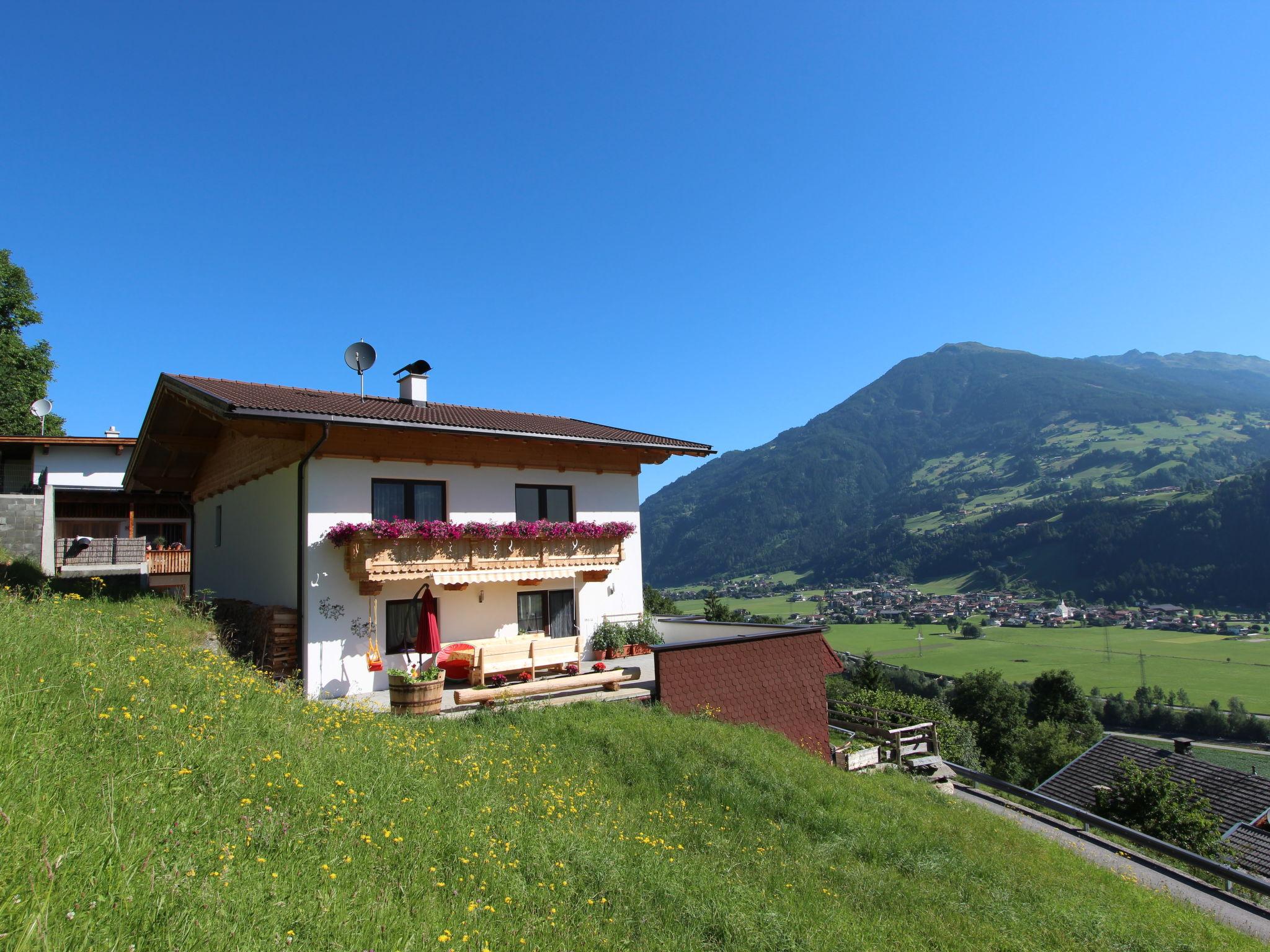 Foto 39 - Appartamento con 2 camere da letto a Kaltenbach con giardino e vista sulle montagne