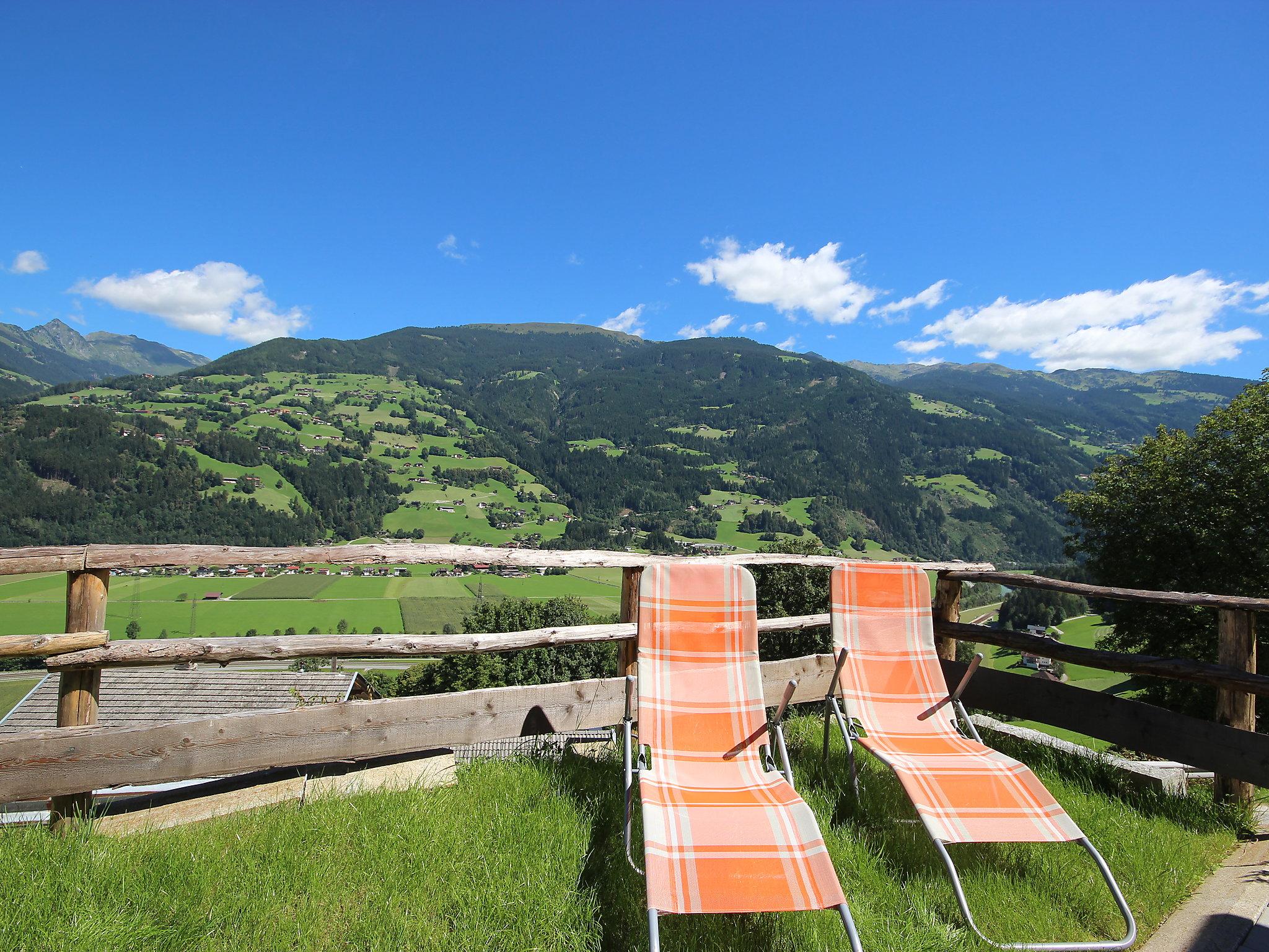 Foto 2 - Apartamento de 2 quartos em Kaltenbach com jardim e vista para a montanha