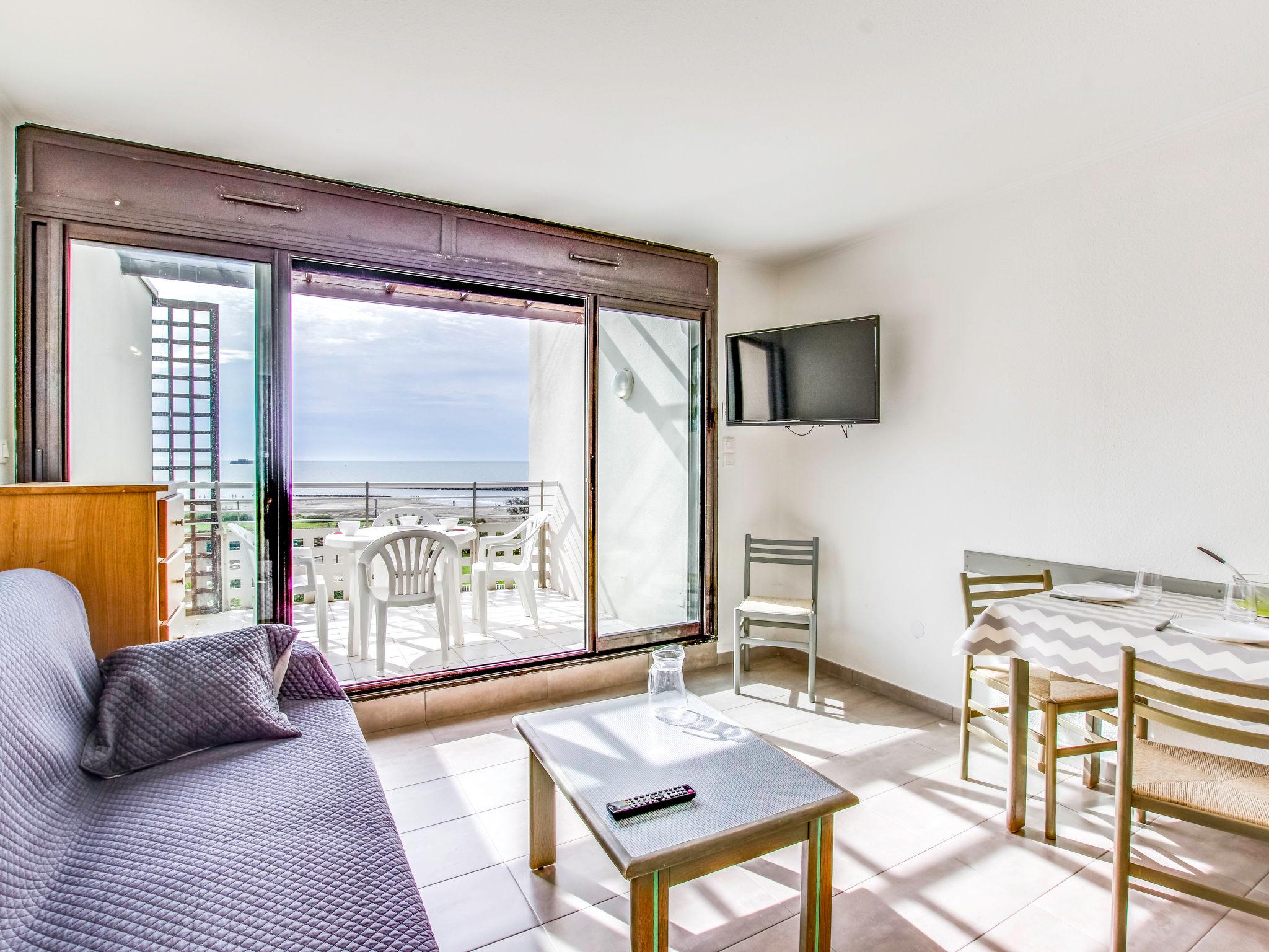 Foto 1 - Apartamento de 1 habitación en Agde con piscina y vistas al mar