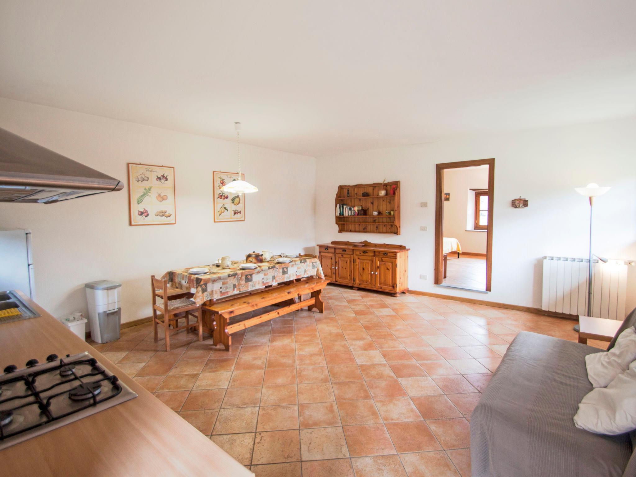 Photo 12 - 1 bedroom Apartment in Rufina with swimming pool and garden