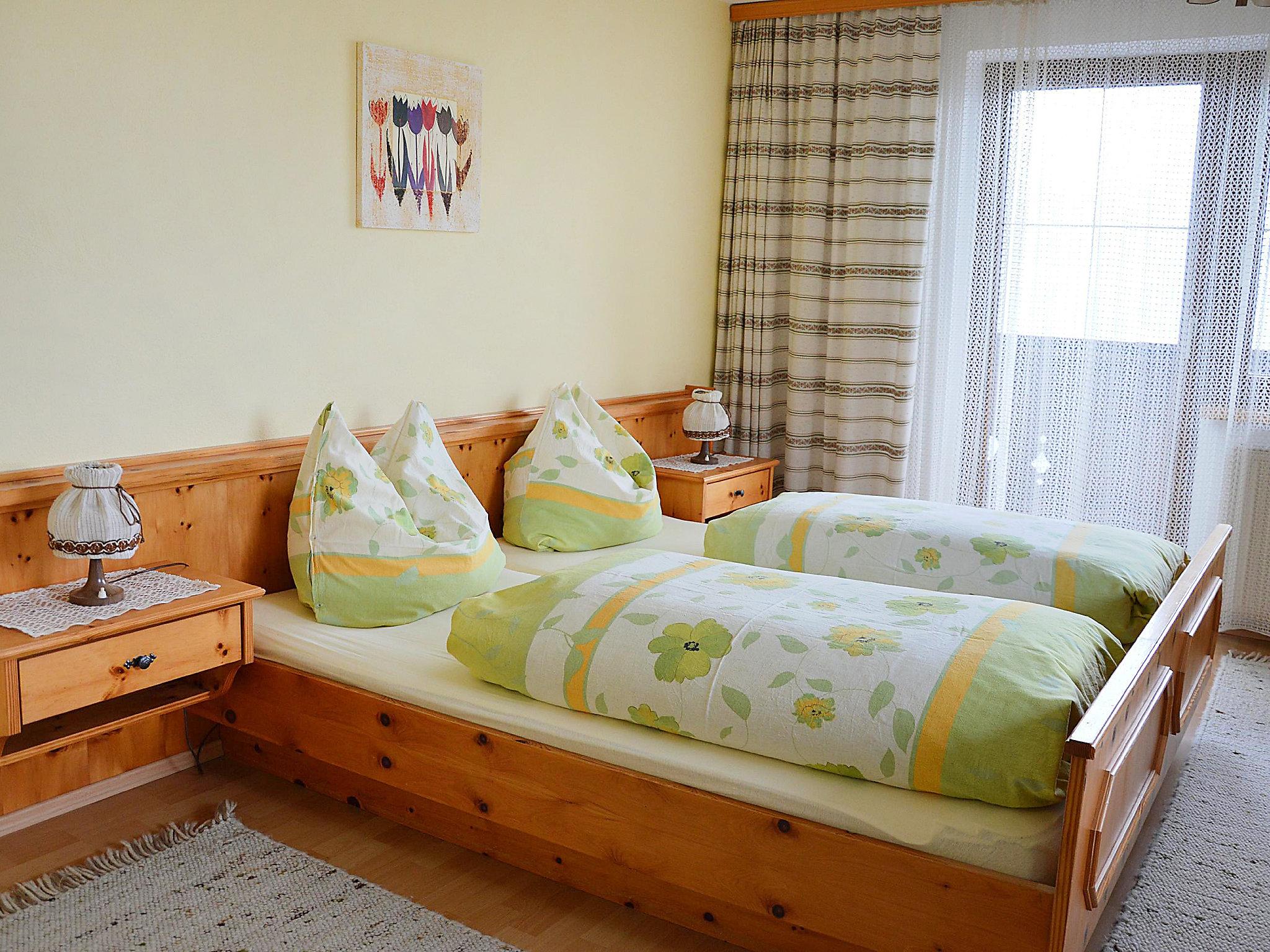 Photo 3 - 2 bedroom Apartment in Pill with garden and terrace