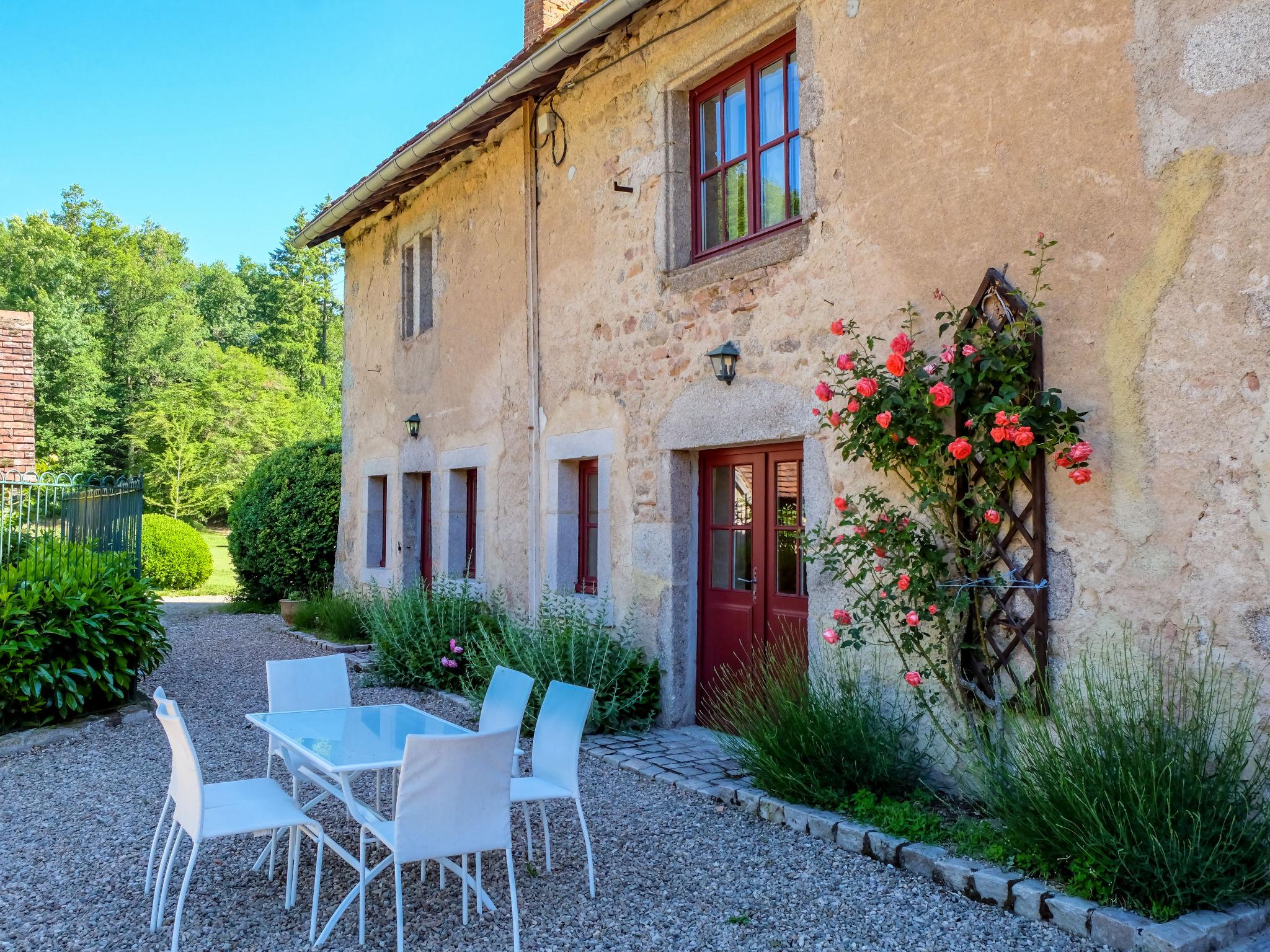 Foto 17 - Casa con 4 camere da letto a La Tagnière con piscina e giardino