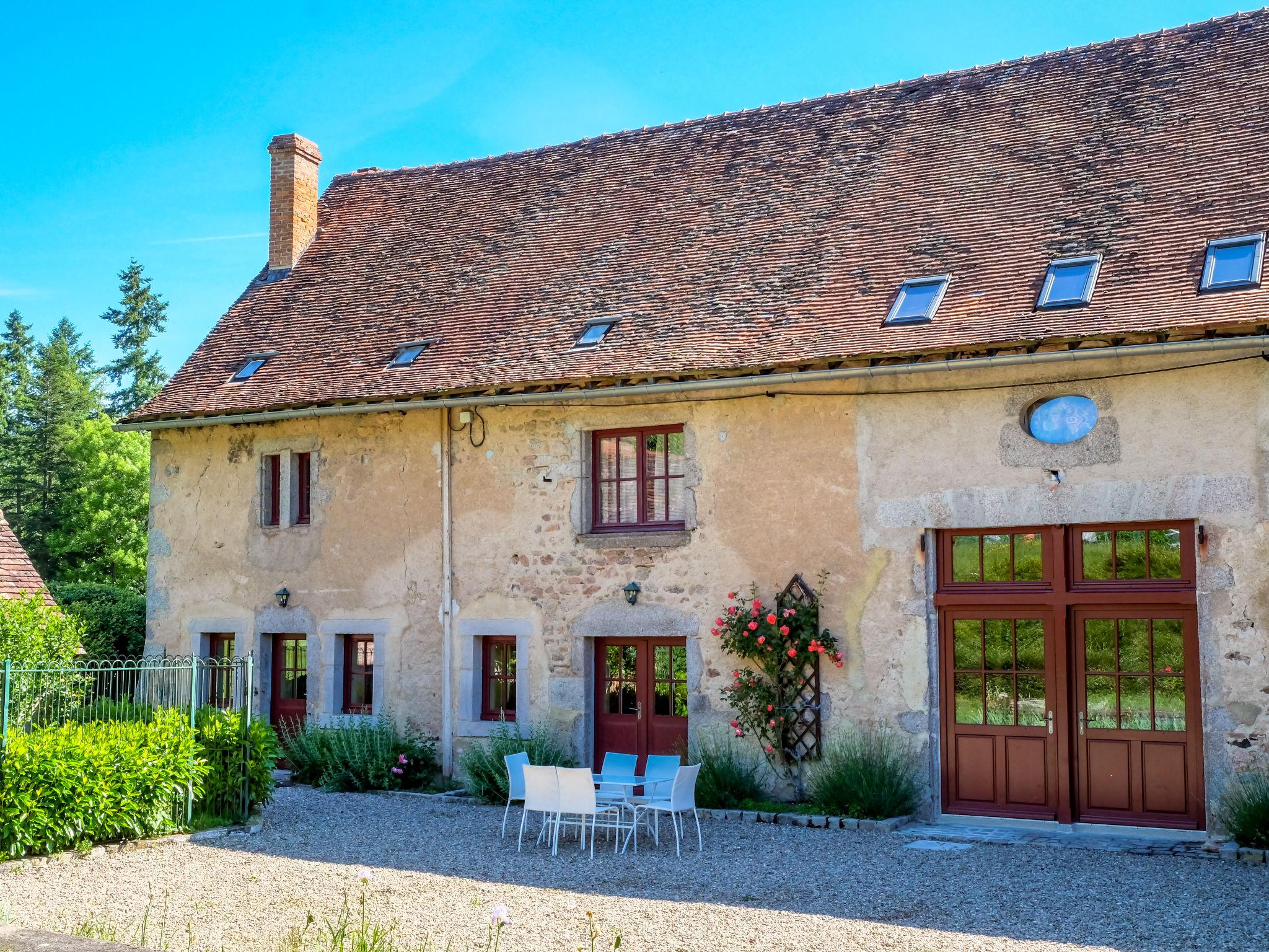 Foto 18 - Haus mit 4 Schlafzimmern in La Tagnière mit schwimmbad und garten