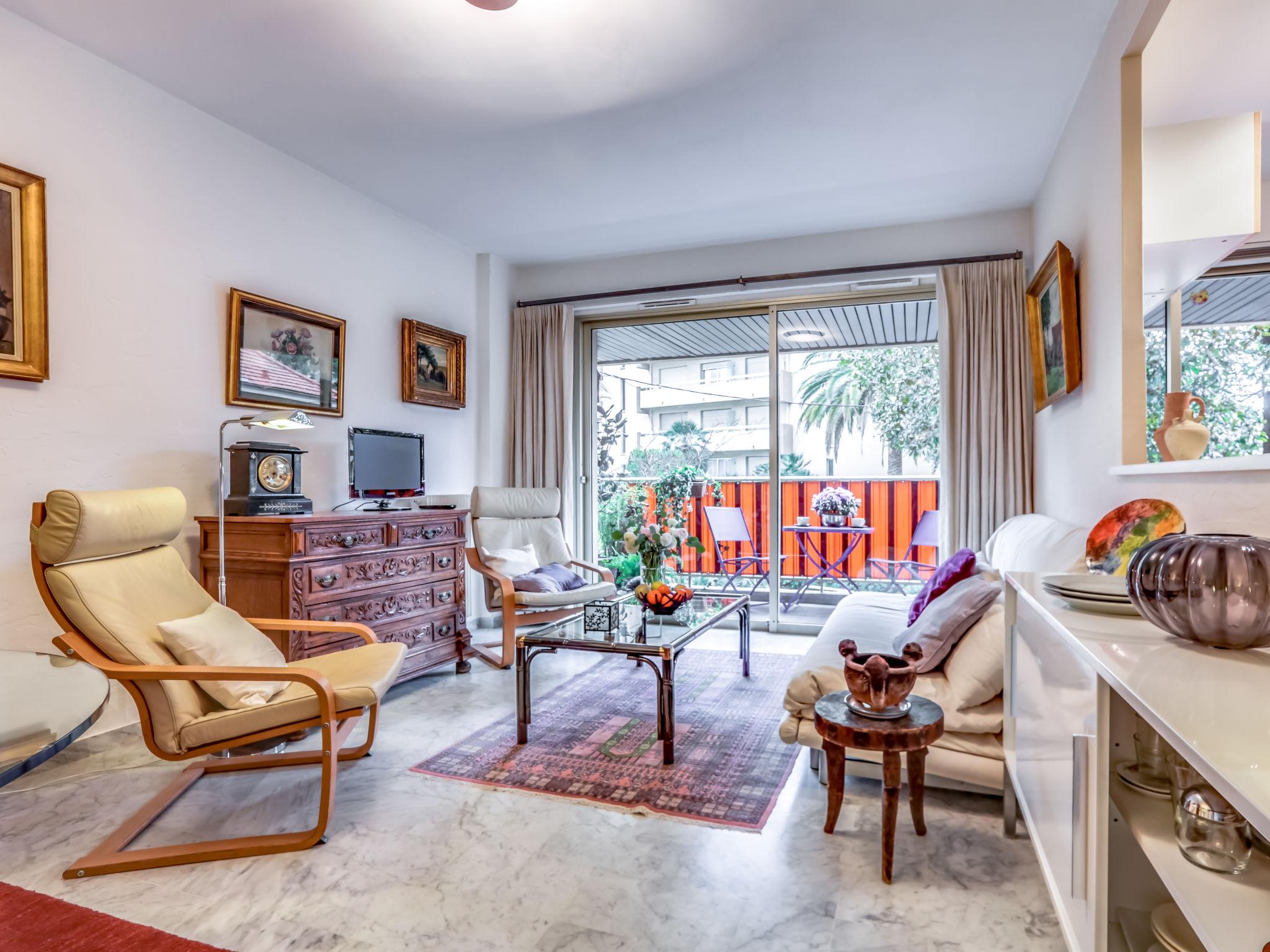 Foto 6 - Apartamento de 1 habitación en Niza con terraza y vistas al mar