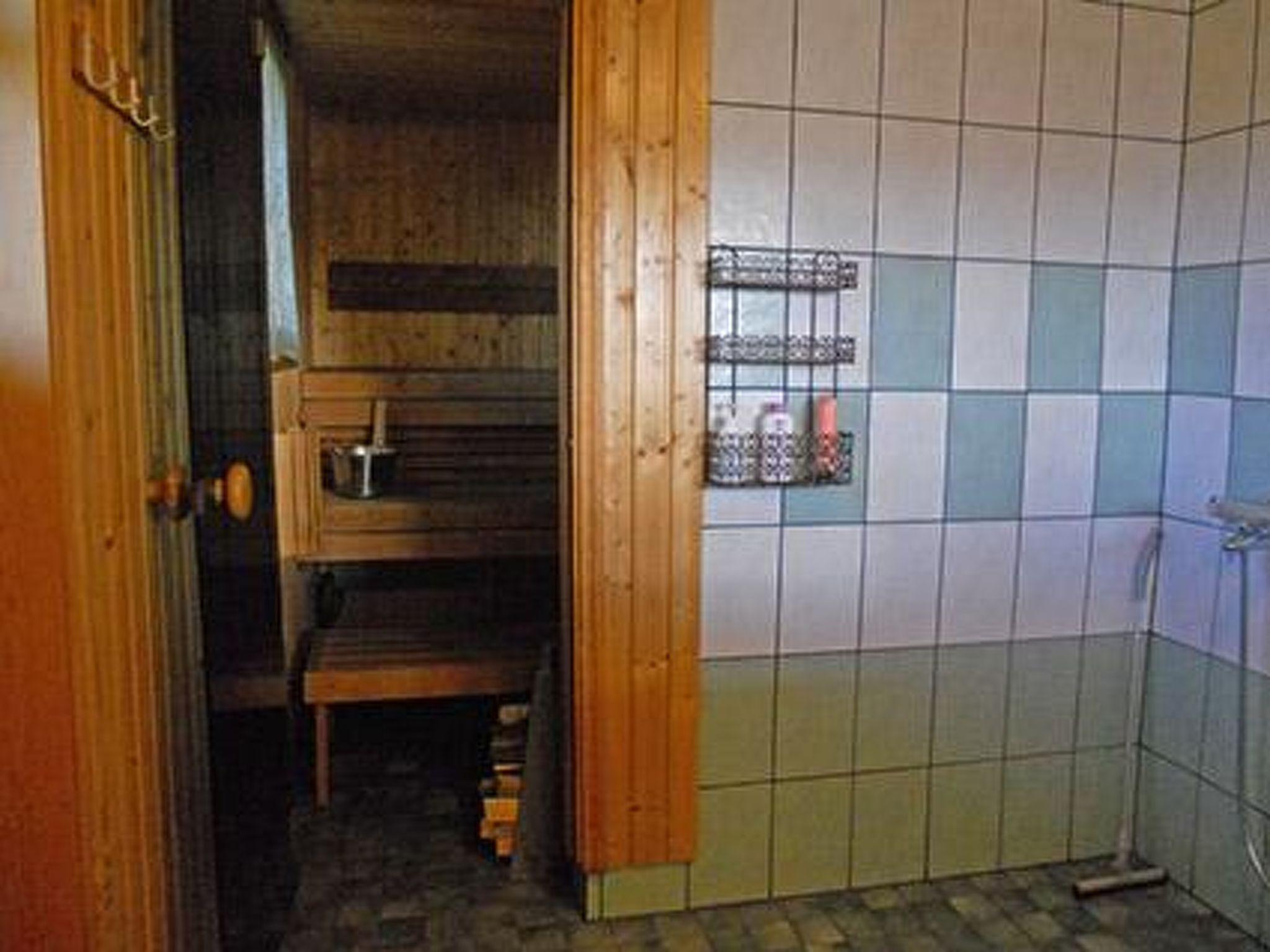 Foto 15 - Haus mit 1 Schlafzimmer in Salo mit sauna