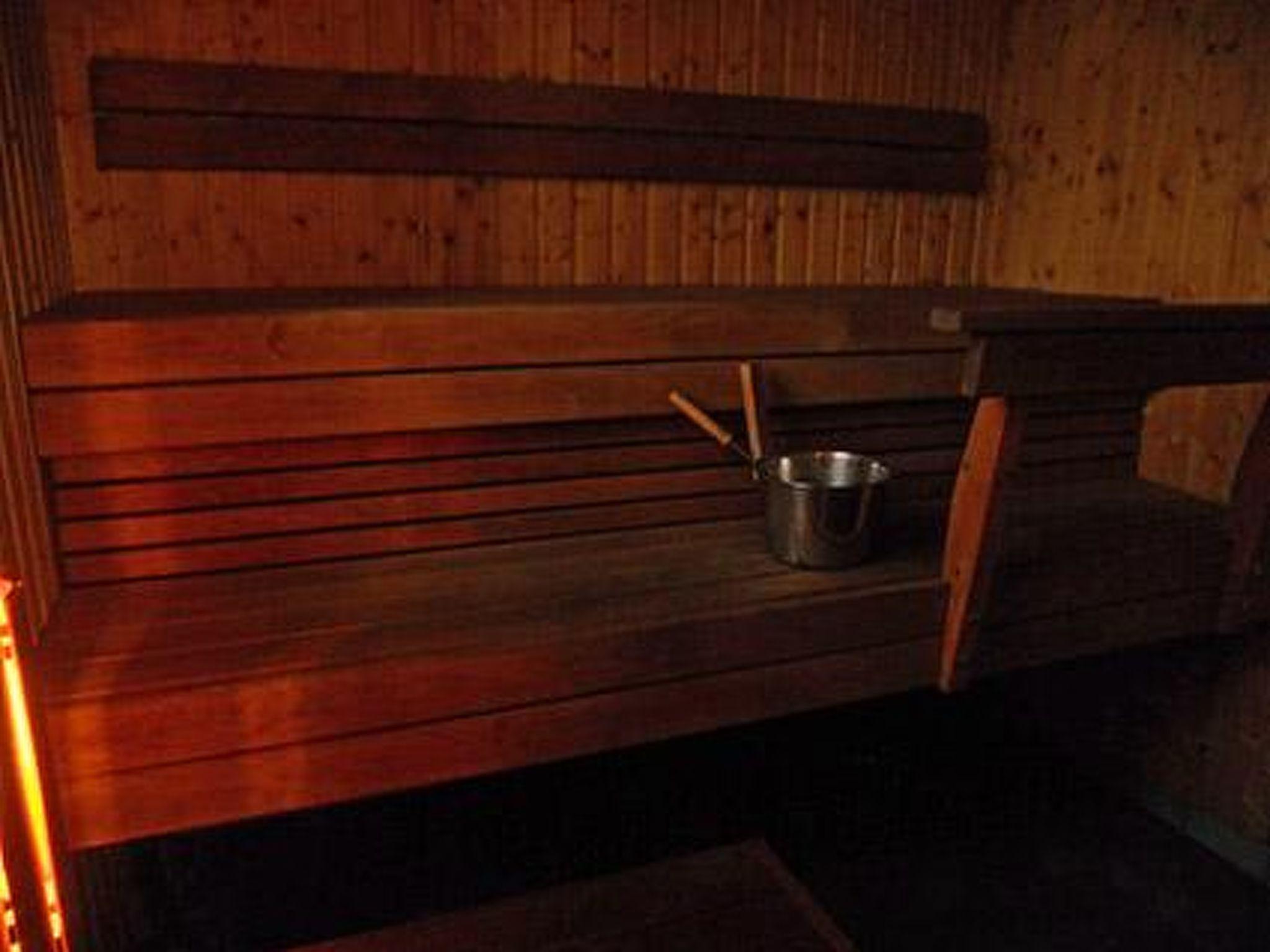 Foto 16 - Casa de 1 quarto em Salo com sauna