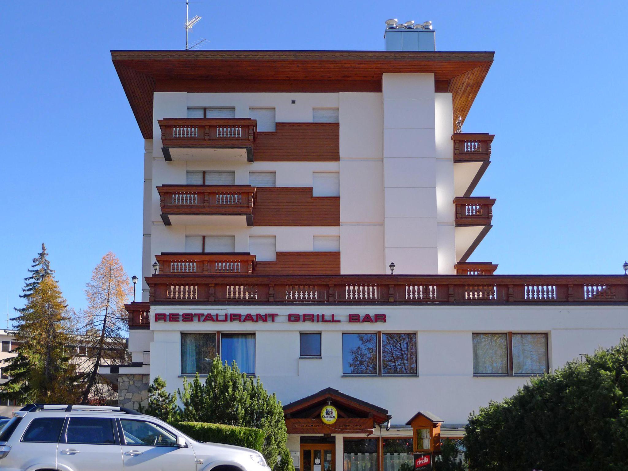 Photo 19 - Appartement de 1 chambre à Lens avec piscine et vues sur la montagne