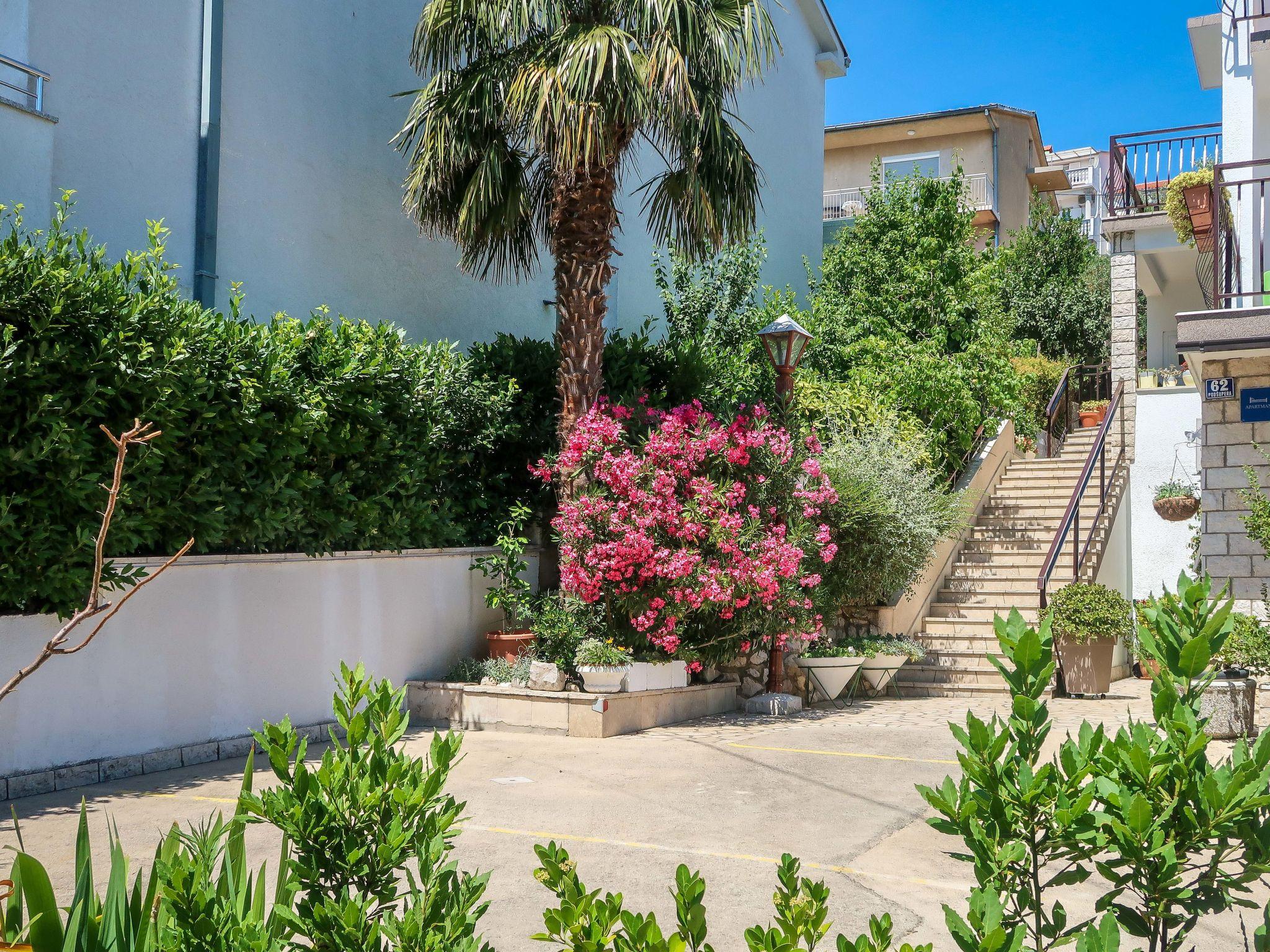 Photo 12 - Appartement de 3 chambres à Crikvenica avec terrasse et vues à la mer