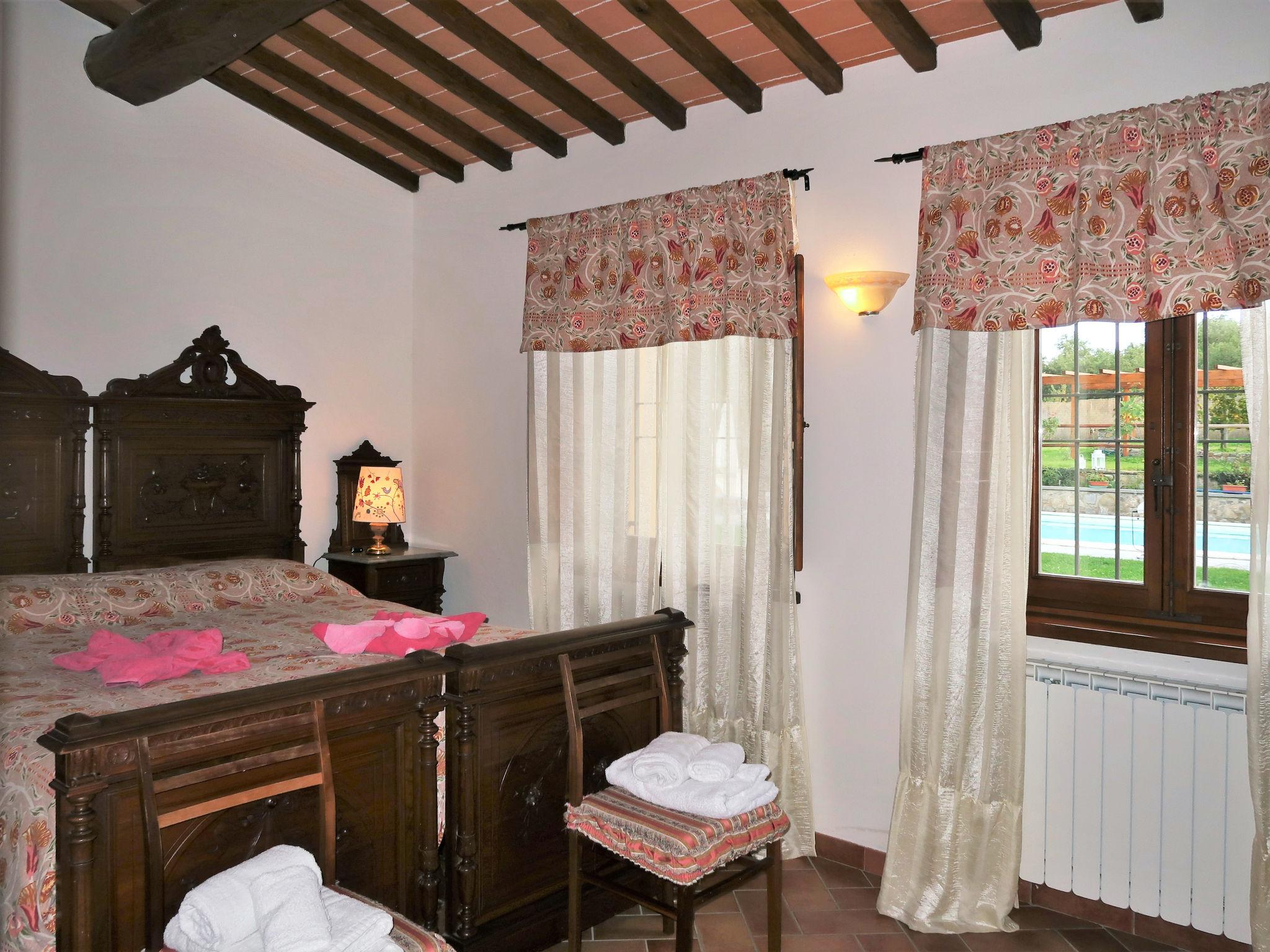 Photo 8 - 2 bedroom House in Bucine with swimming pool and garden