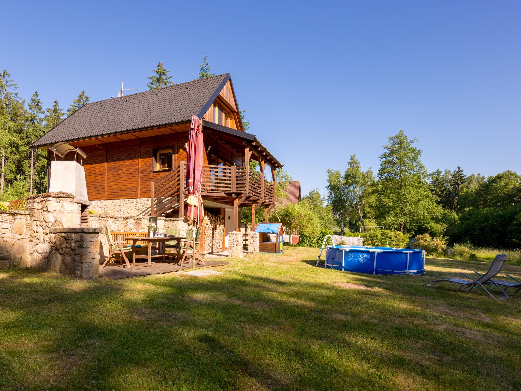 Foto 9 - Haus mit 2 Schlafzimmern in Blažejov mit privater pool und garten