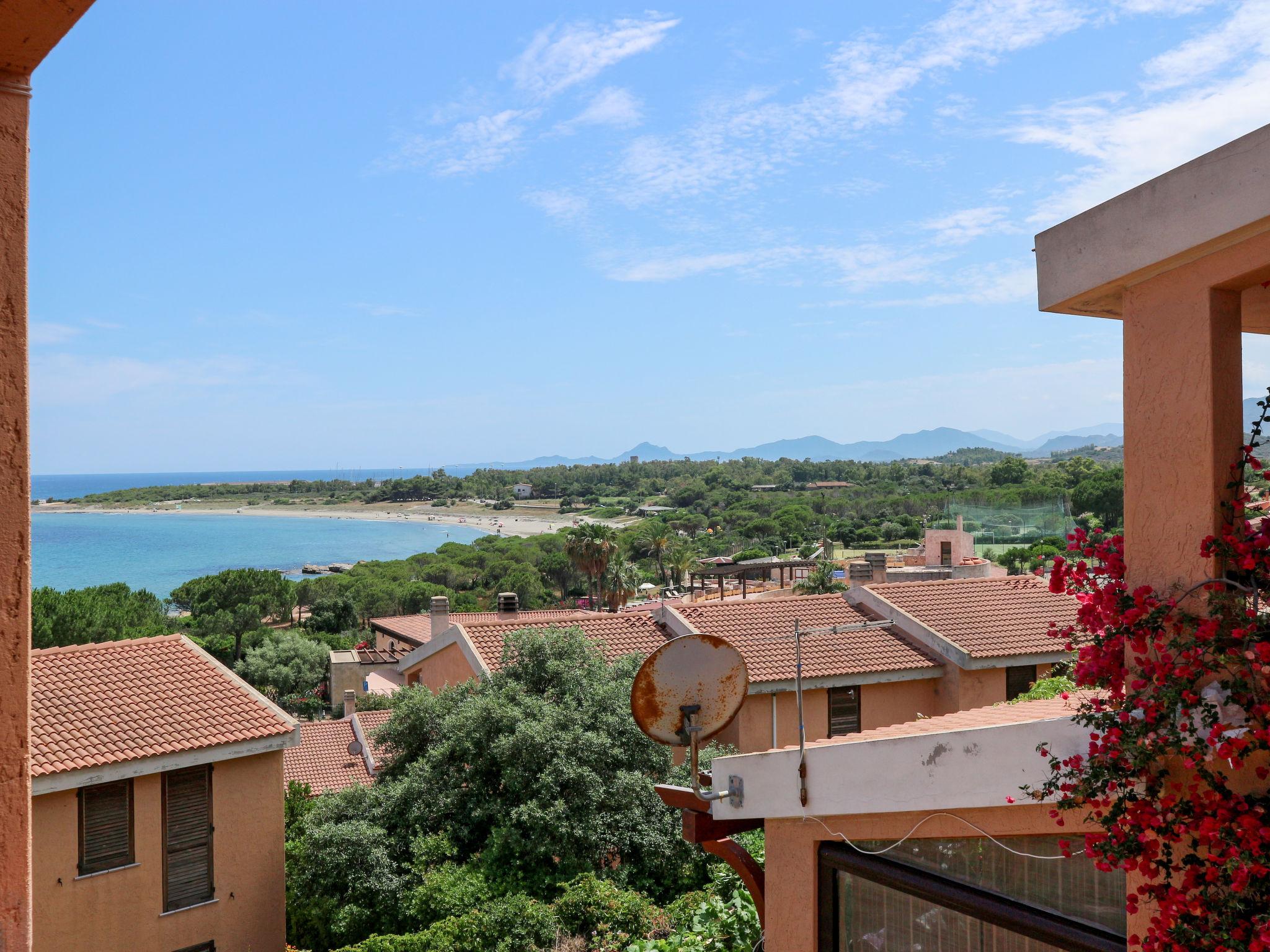 Foto 2 - Apartamento de 2 quartos em Villaputzu com terraço e vistas do mar