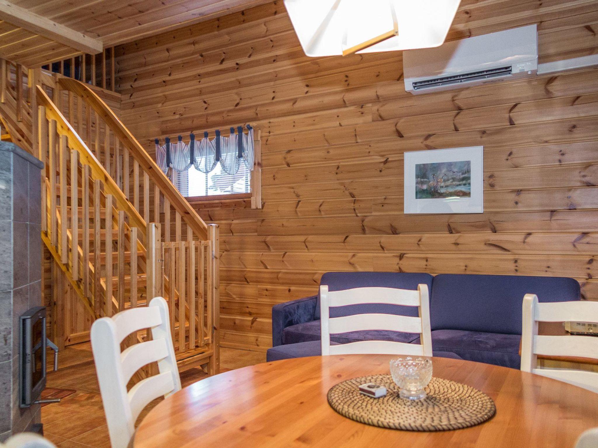 Foto 3 - Casa de 1 habitación en Kolari con sauna y vistas a la montaña