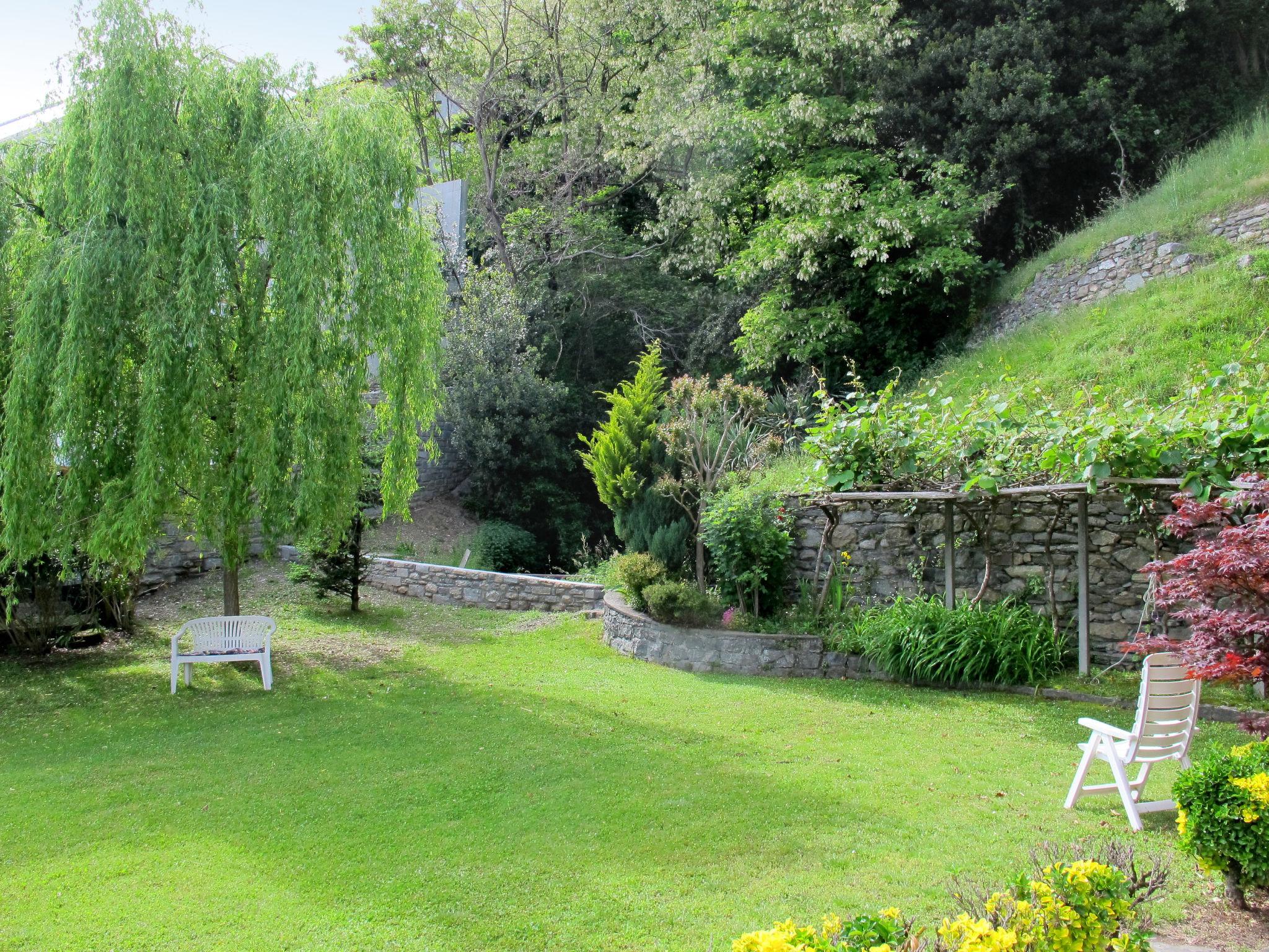 Foto 2 - Appartamento con 3 camere da letto a Gera Lario con giardino e vista sulle montagne