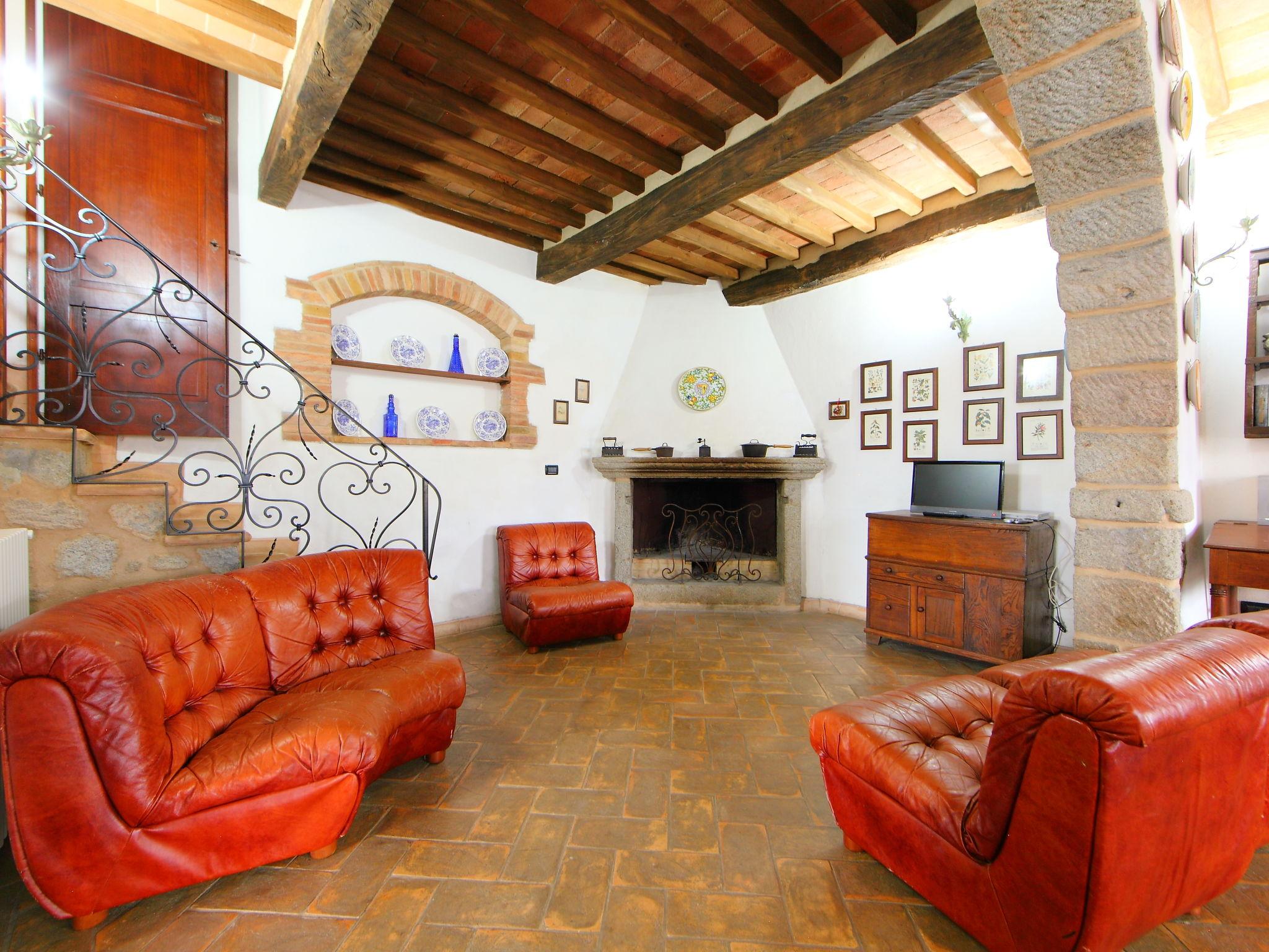 Foto 7 - Haus mit 6 Schlafzimmern in Castel del Piano mit privater pool und garten
