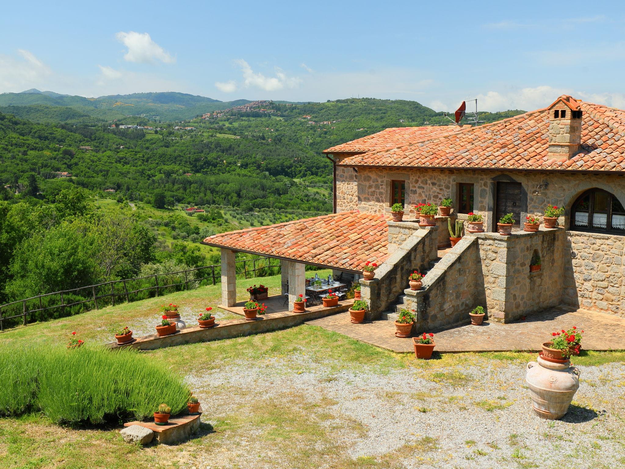 Foto 36 - Casa de 6 quartos em Castel del Piano com piscina privada e jardim