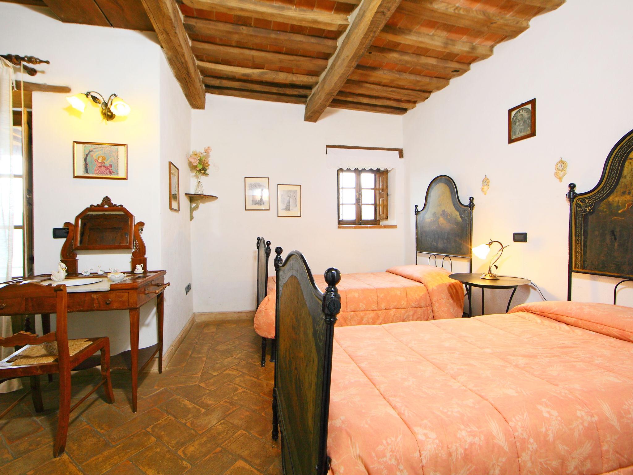 Foto 24 - Casa de 6 habitaciones en Castel del Piano con piscina privada y jardín