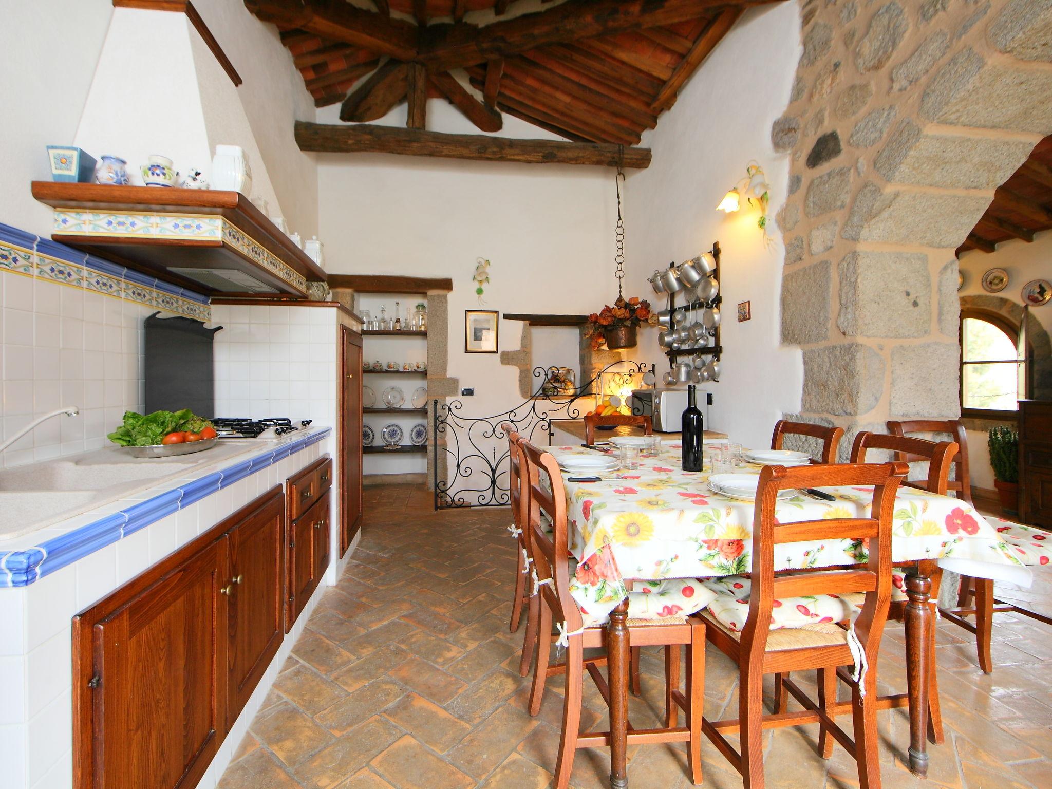 Photo 10 - 6 bedroom House in Castel del Piano with private pool and garden