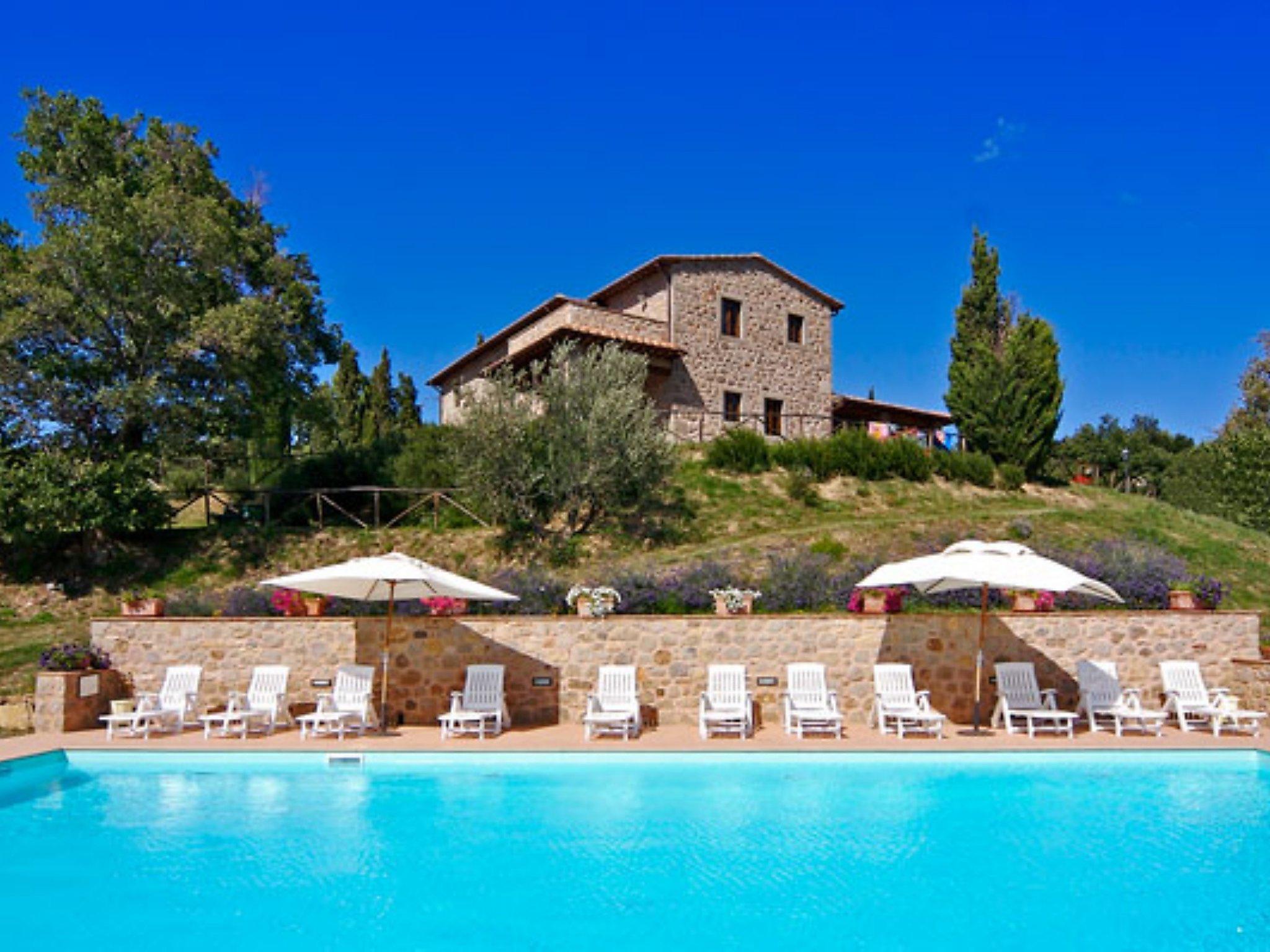 Foto 4 - Casa de 6 quartos em Castel del Piano com piscina privada e jardim