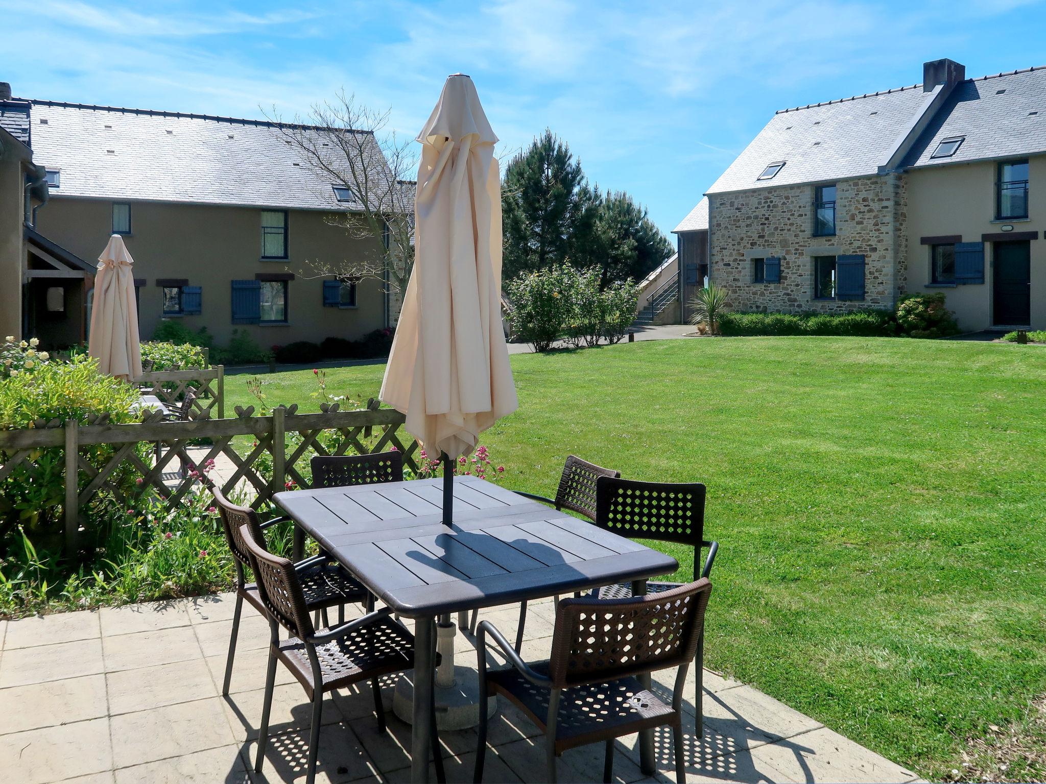 Photo 6 - Maison de 2 chambres à Cancale avec piscine et jardin