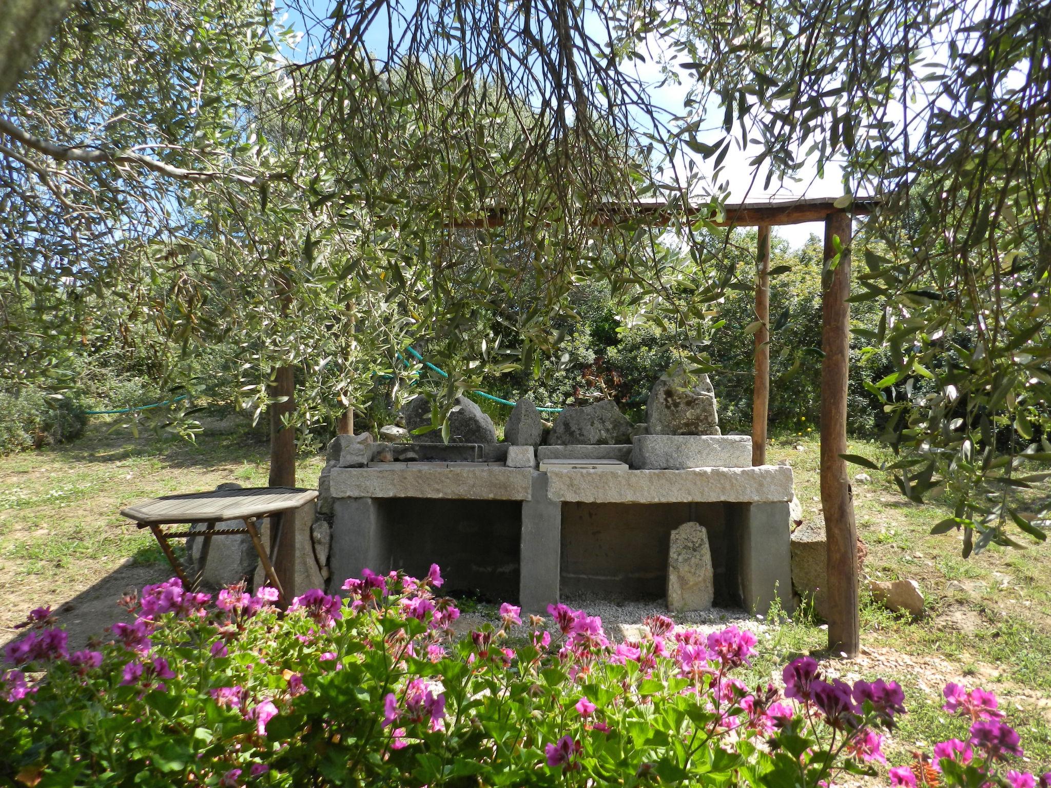 Photo 30 - Maison de 5 chambres à Trinità d'Agultu e Vignola avec piscine privée et jardin