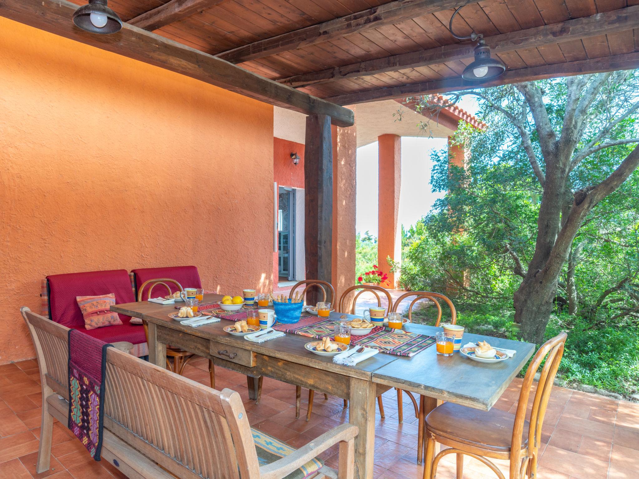 Foto 4 - Haus mit 5 Schlafzimmern in Trinità d'Agultu e Vignola mit privater pool und garten