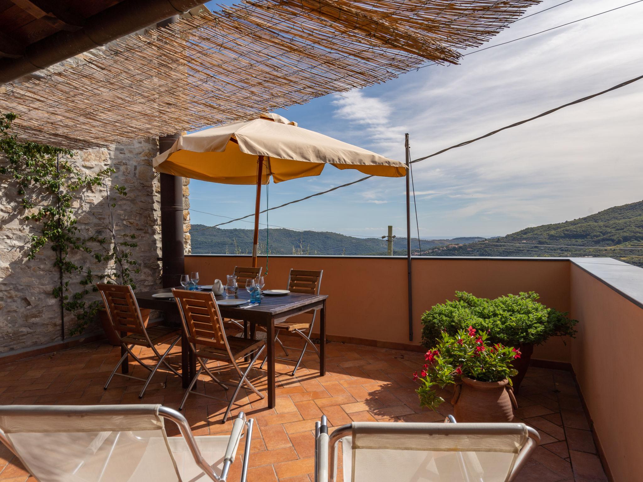 Photo 1 - 4 bedroom House in Pontedassio with terrace