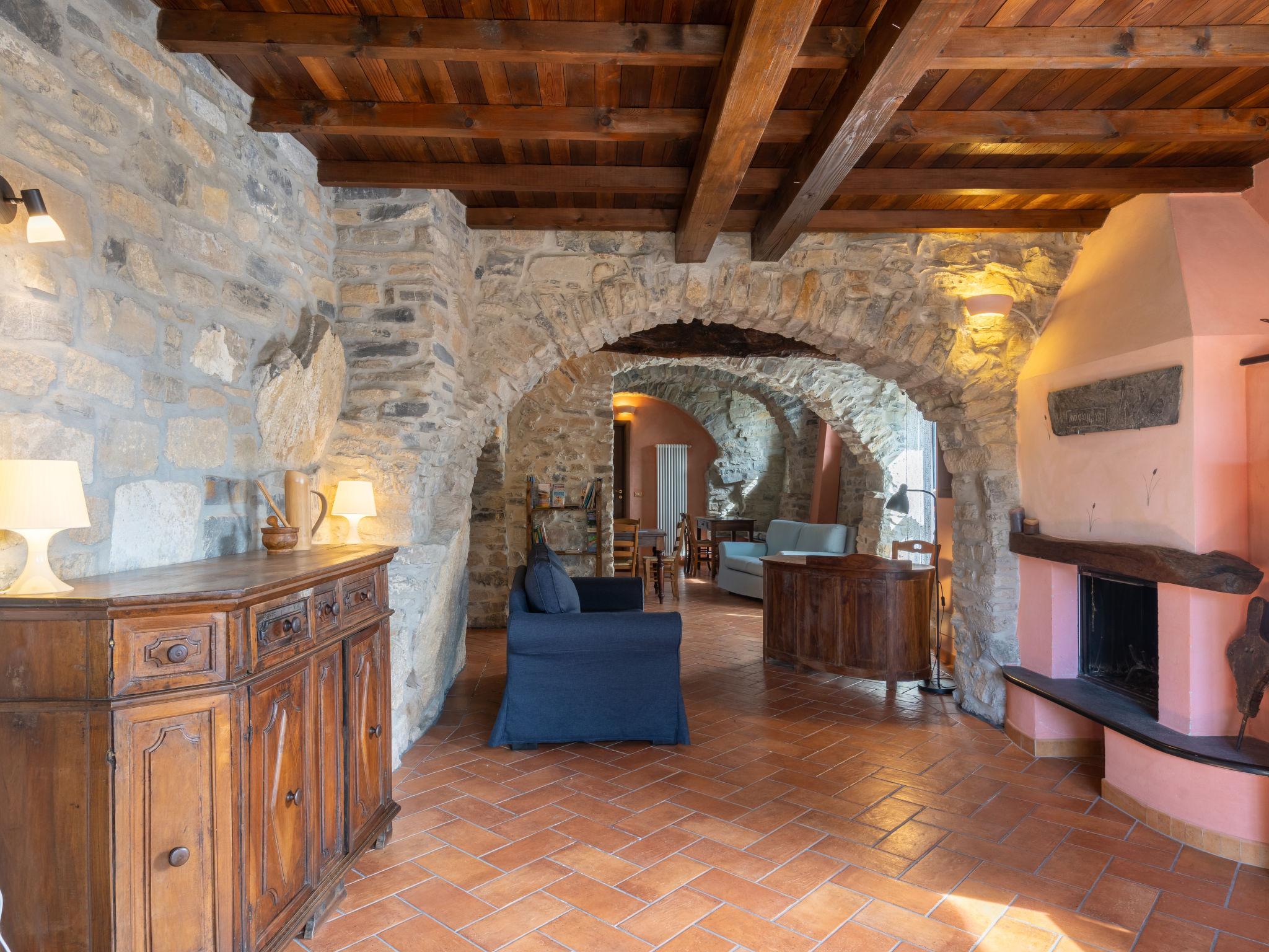 Photo 6 - 4 bedroom House in Pontedassio with garden and terrace