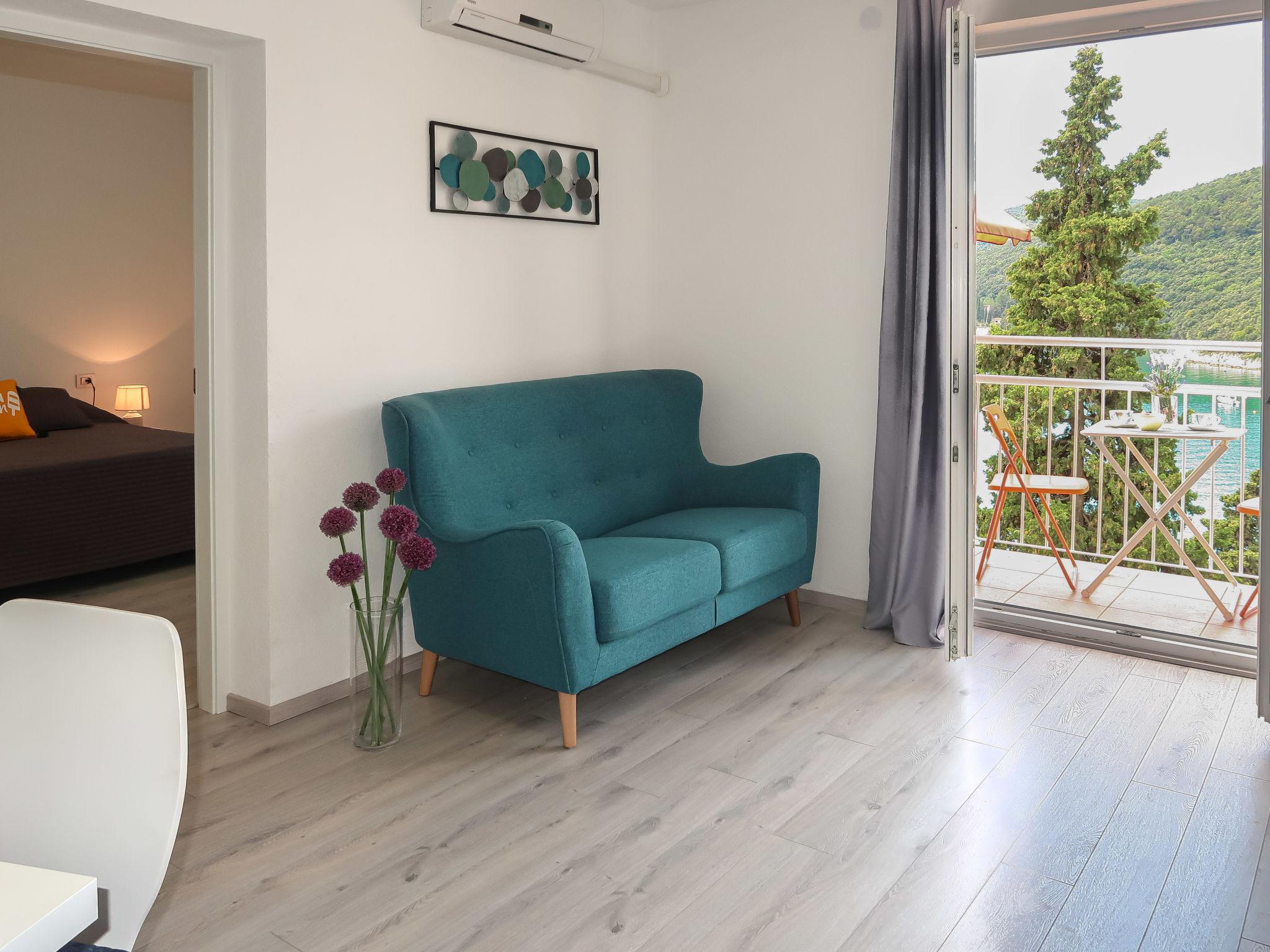 Foto 3 - Apartamento de 2 quartos em Labin com vistas do mar