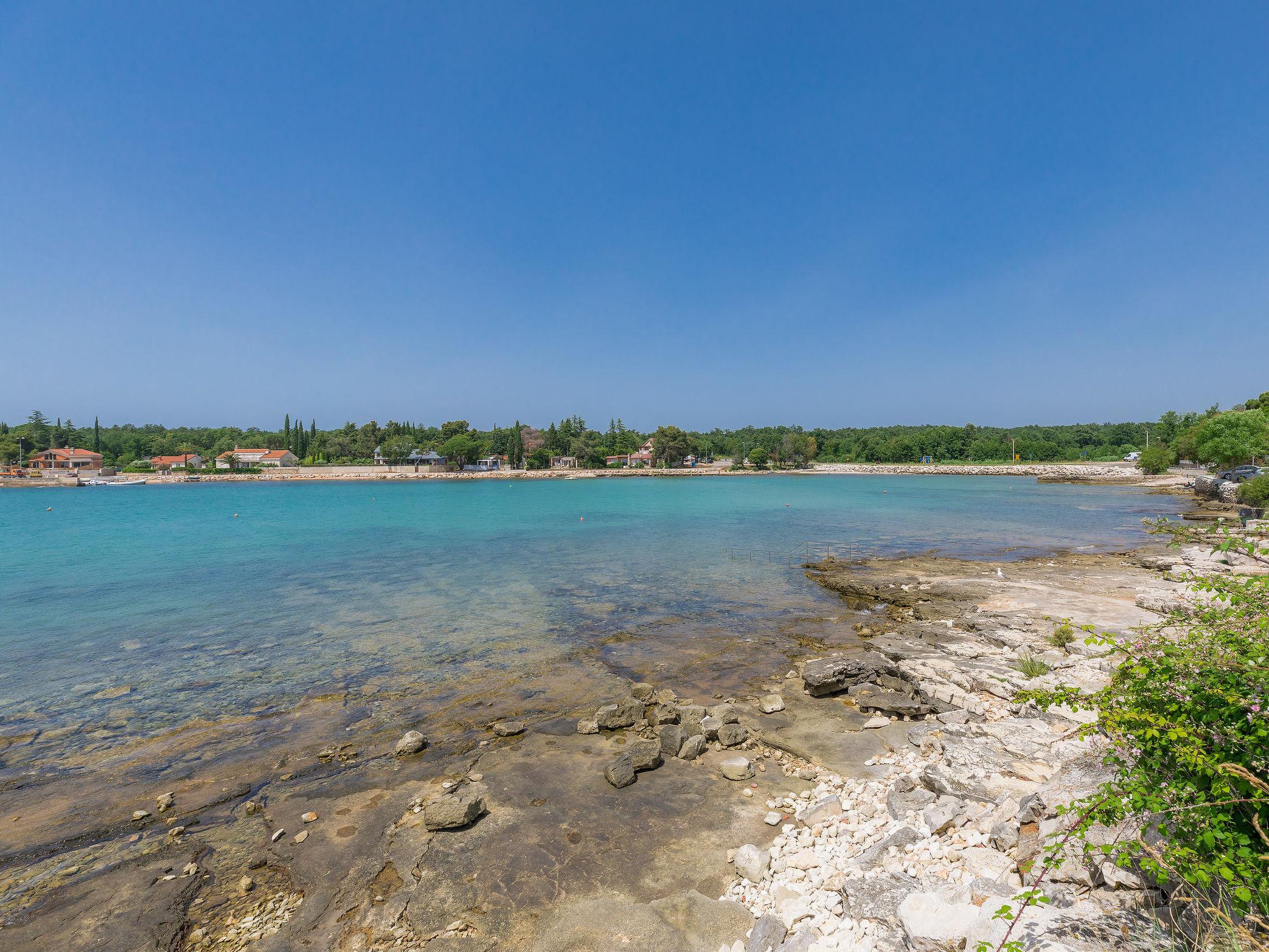 Foto 48 - Casa de 3 habitaciones en Umag con piscina privada y vistas al mar