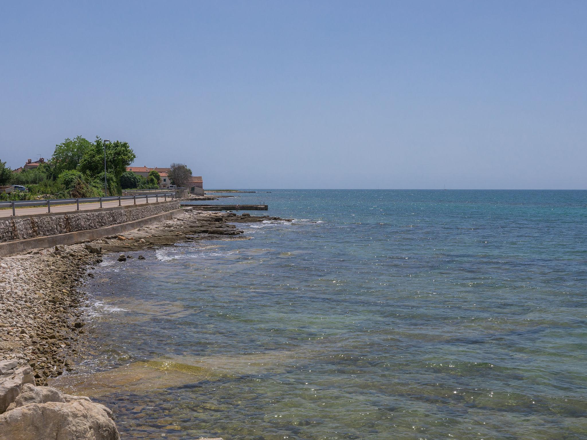 Foto 47 - Casa de 3 quartos em Umag com piscina privada e vistas do mar