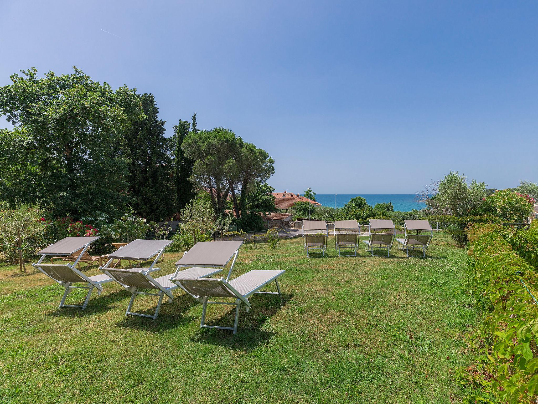 Photo 4 - Maison de 3 chambres à Umag avec piscine privée et jardin