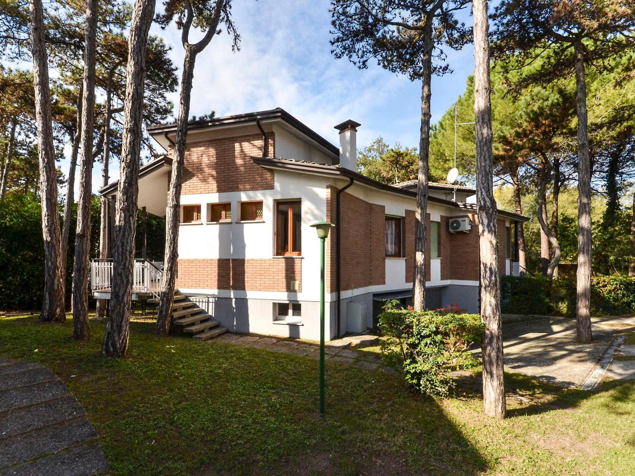 Photo 21 - Maison de 2 chambres à Lignano Sabbiadoro avec terrasse et vues à la mer
