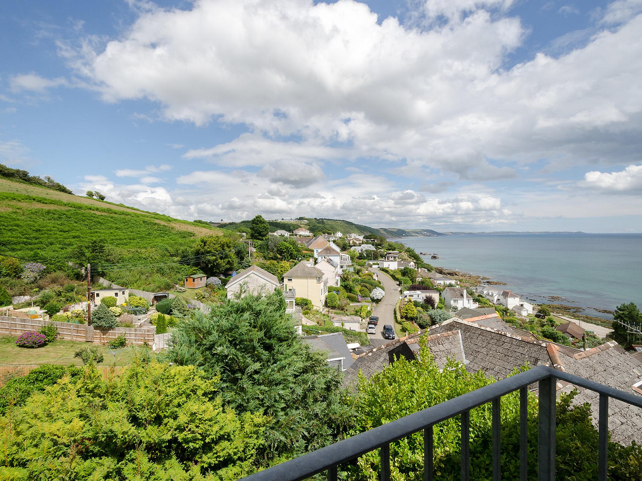 Photo 1 - Appartement de 4 chambres à Looe avec jardin et vues à la mer