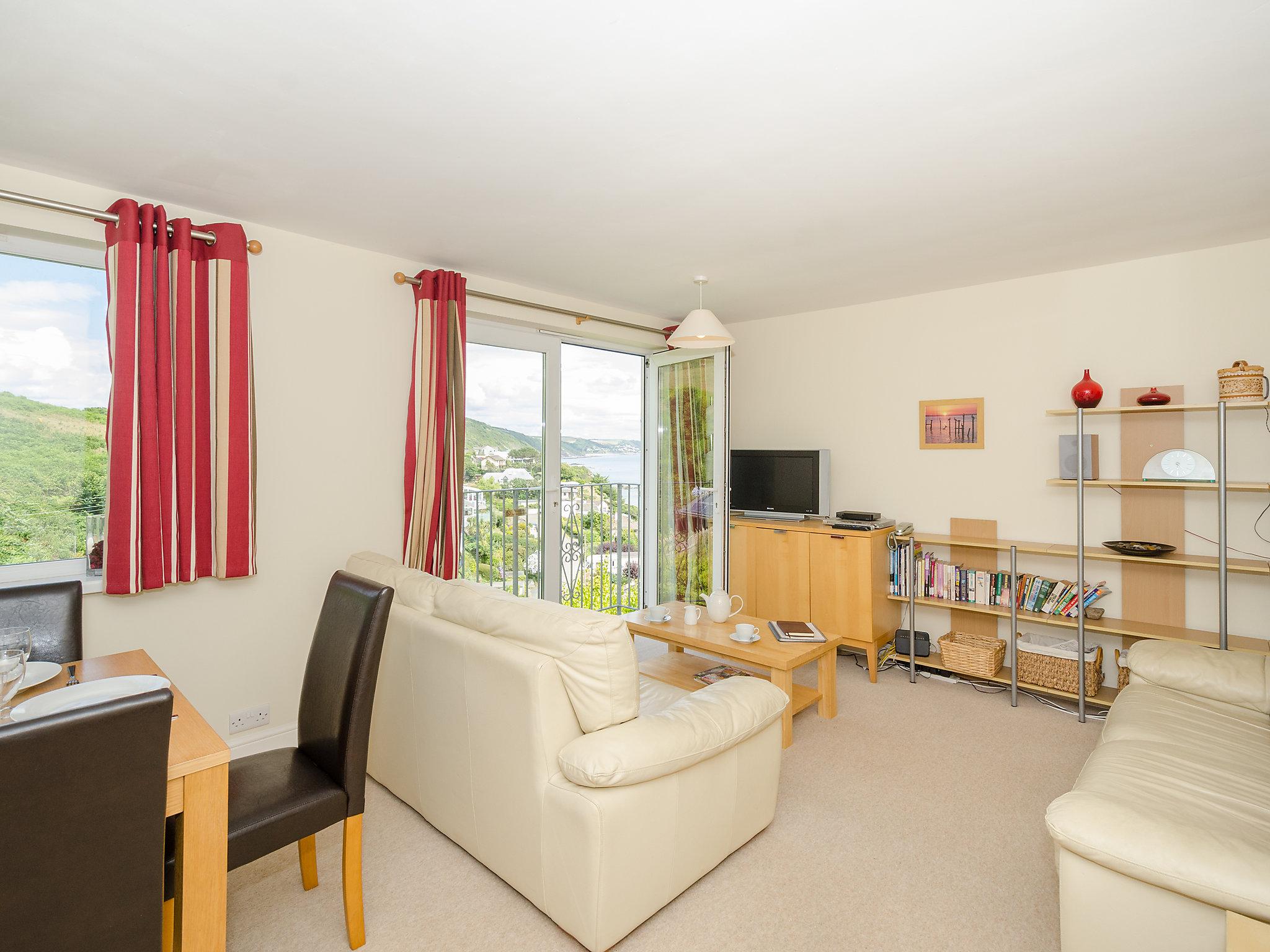 Photo 2 - 4 bedroom Apartment in Looe with garden and sea view