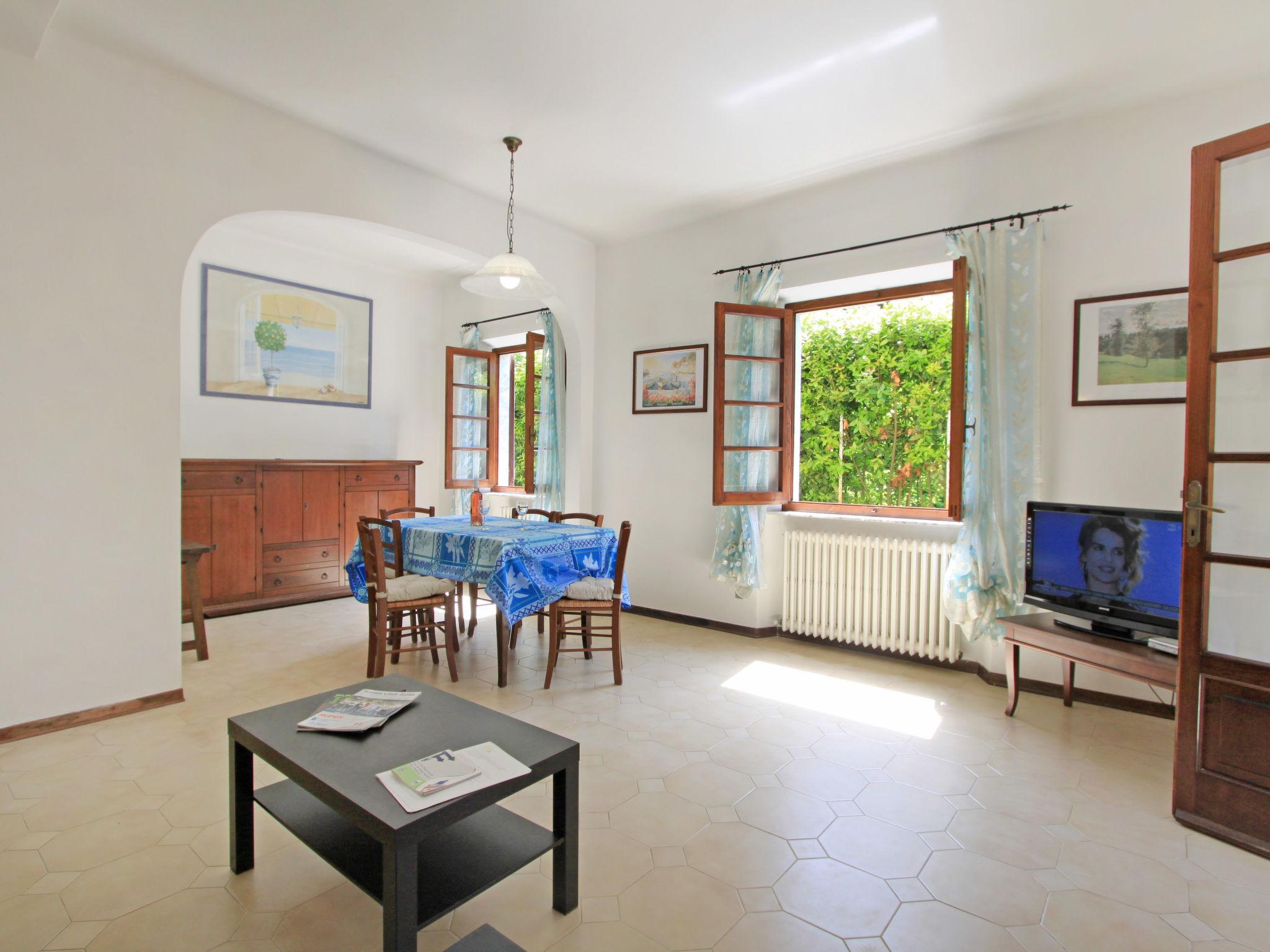 Photo 10 - 3 bedroom House in Forte dei Marmi with garden and sea view