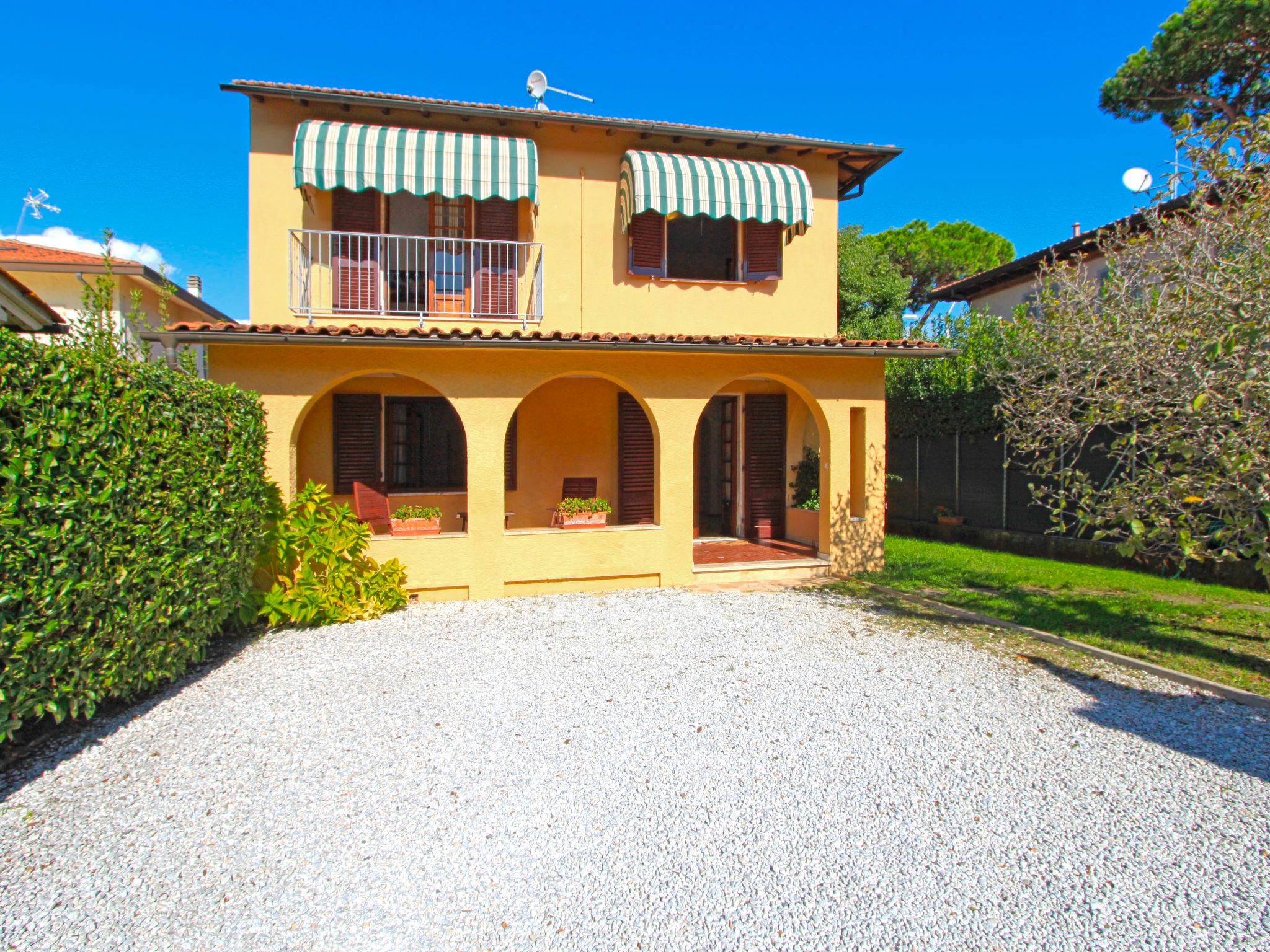 Photo 1 - 3 bedroom House in Forte dei Marmi with garden and sea view