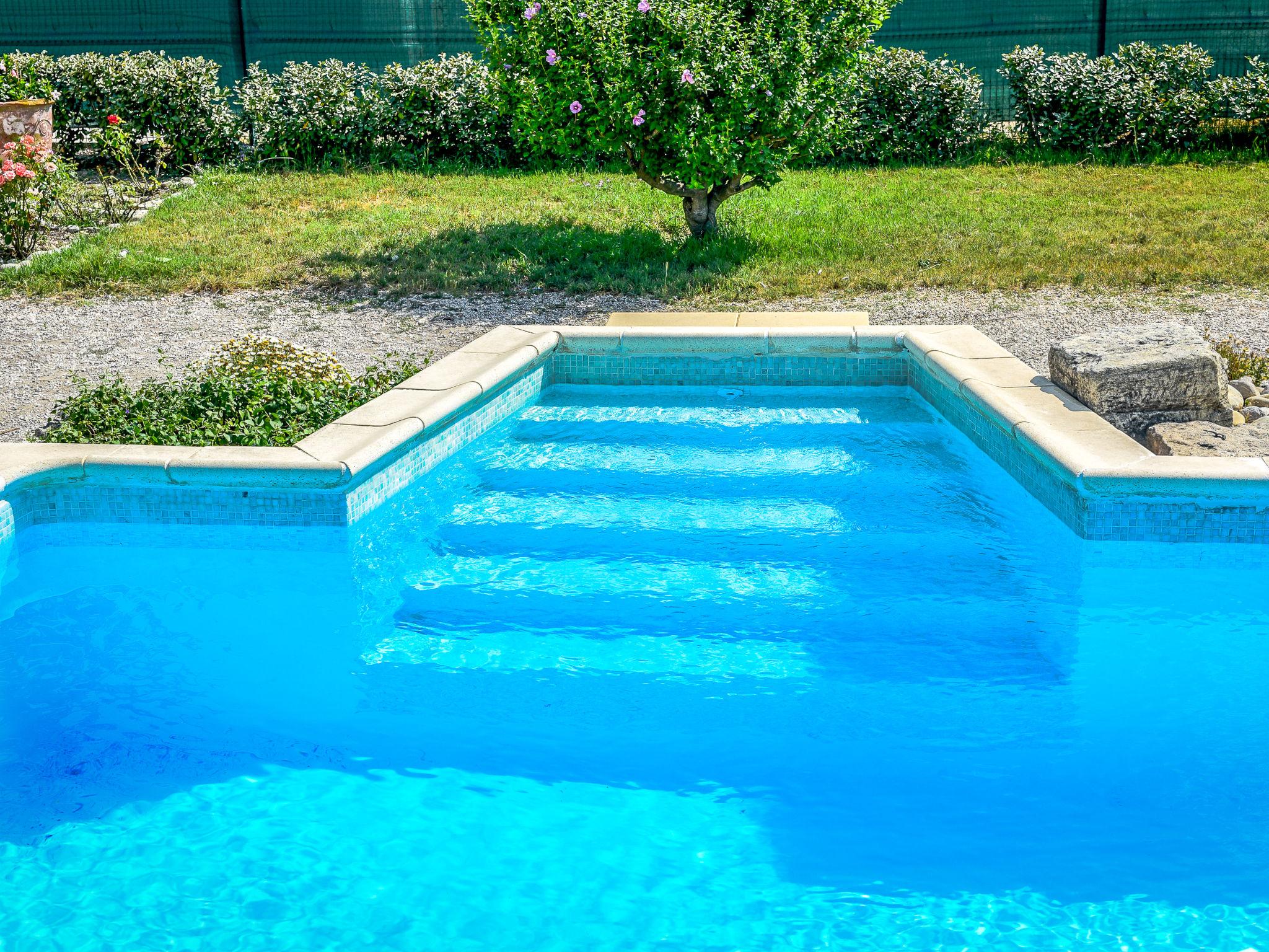 Foto 3 - Casa de 4 quartos em Pernes-les-Fontaines com piscina privada e jardim