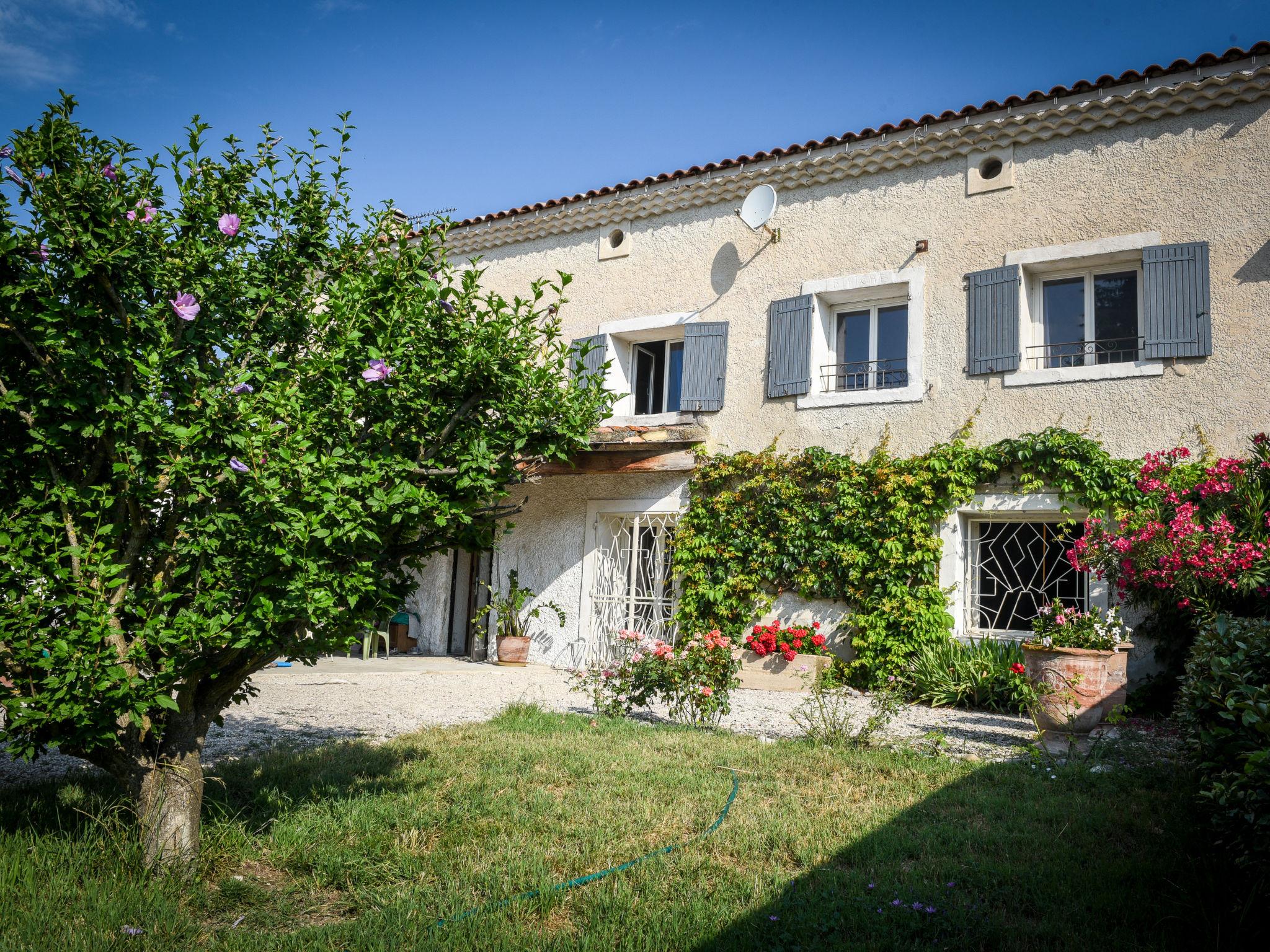 Foto 4 - Haus mit 5 Schlafzimmern in Pernes-les-Fontaines mit privater pool und garten