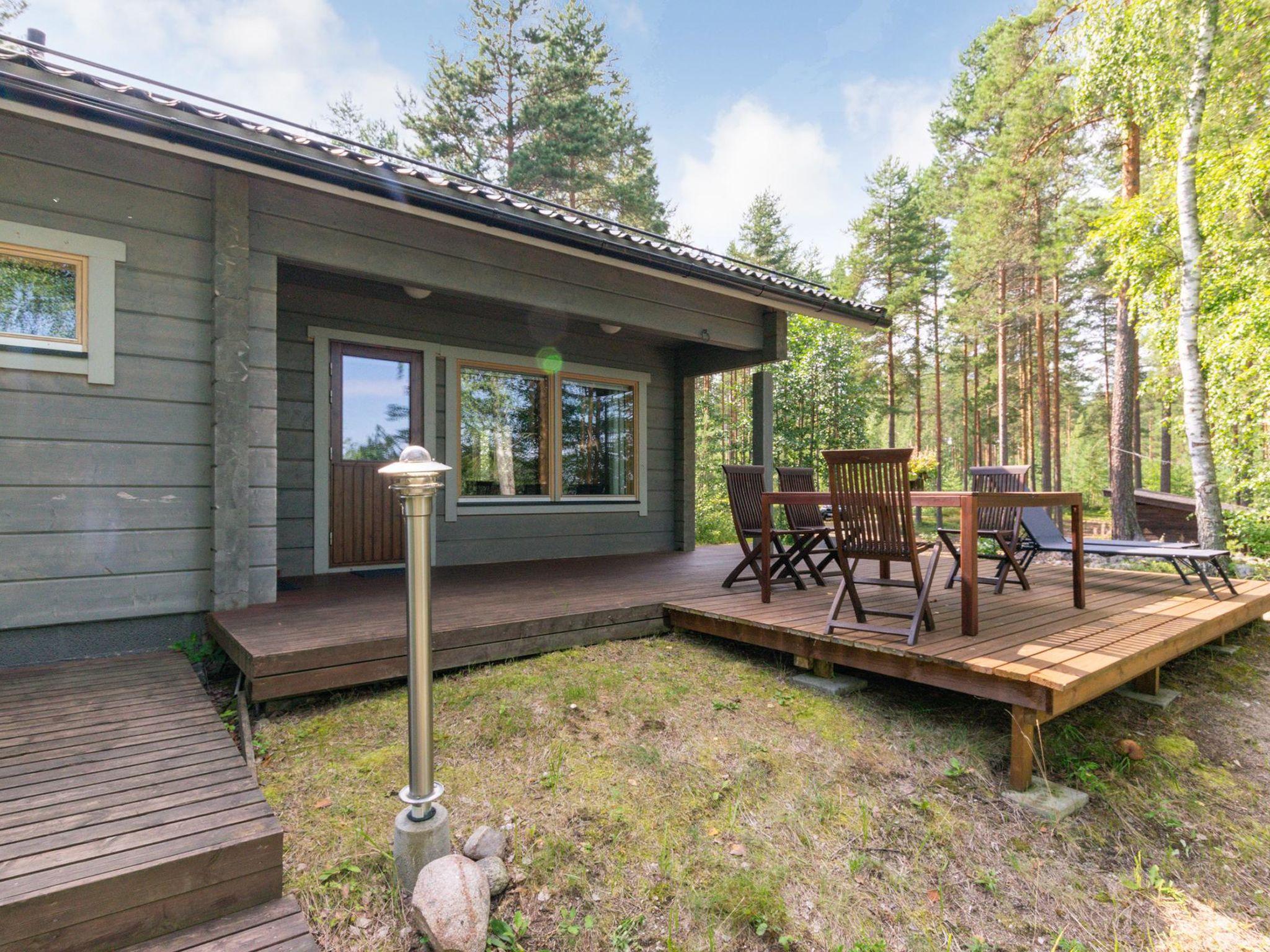 Photo 2 - Maison de 2 chambres à Enonkoski avec sauna et bain à remous