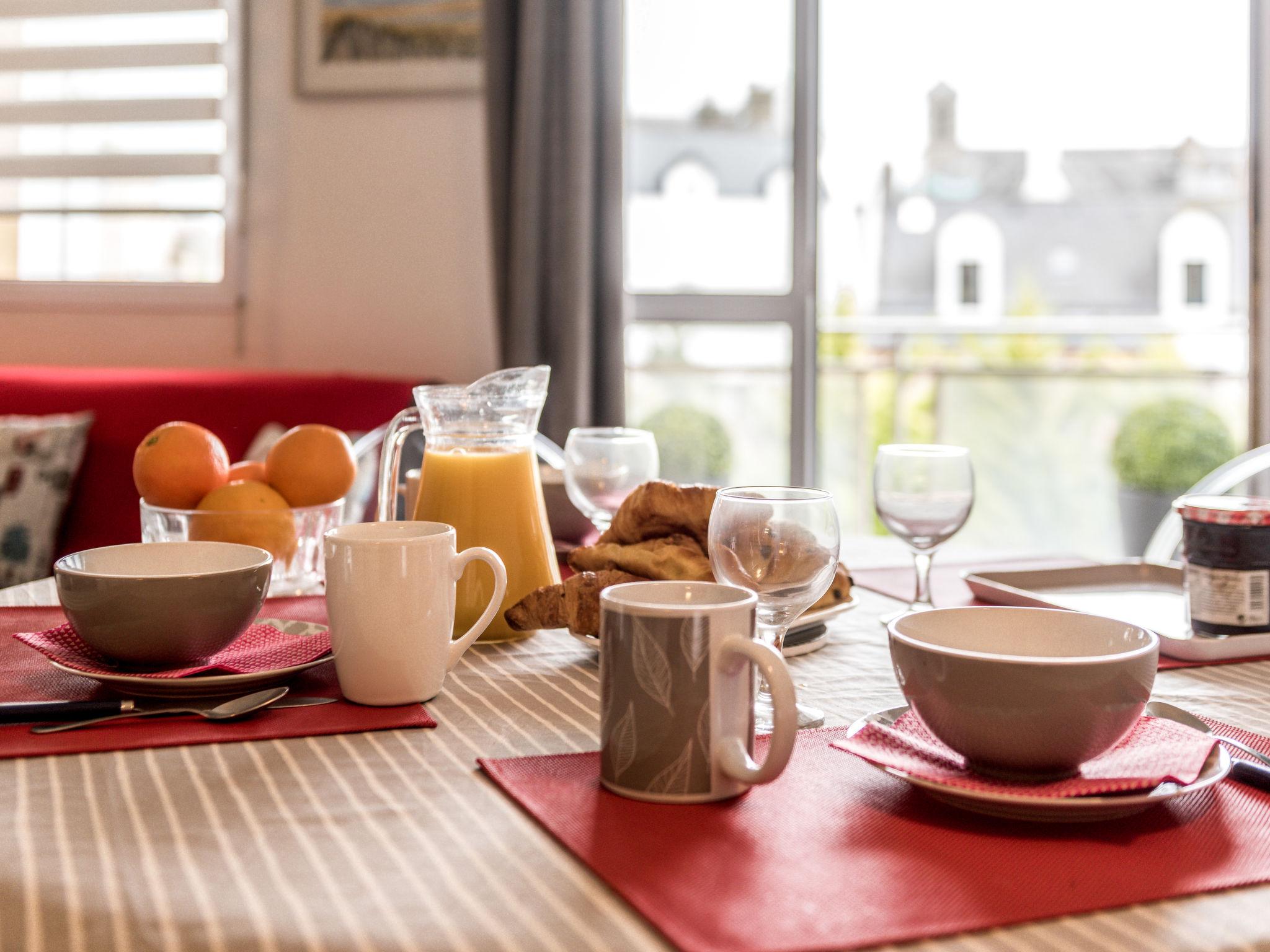 Photo 6 - Apartment in Quiberon with swimming pool and sea view